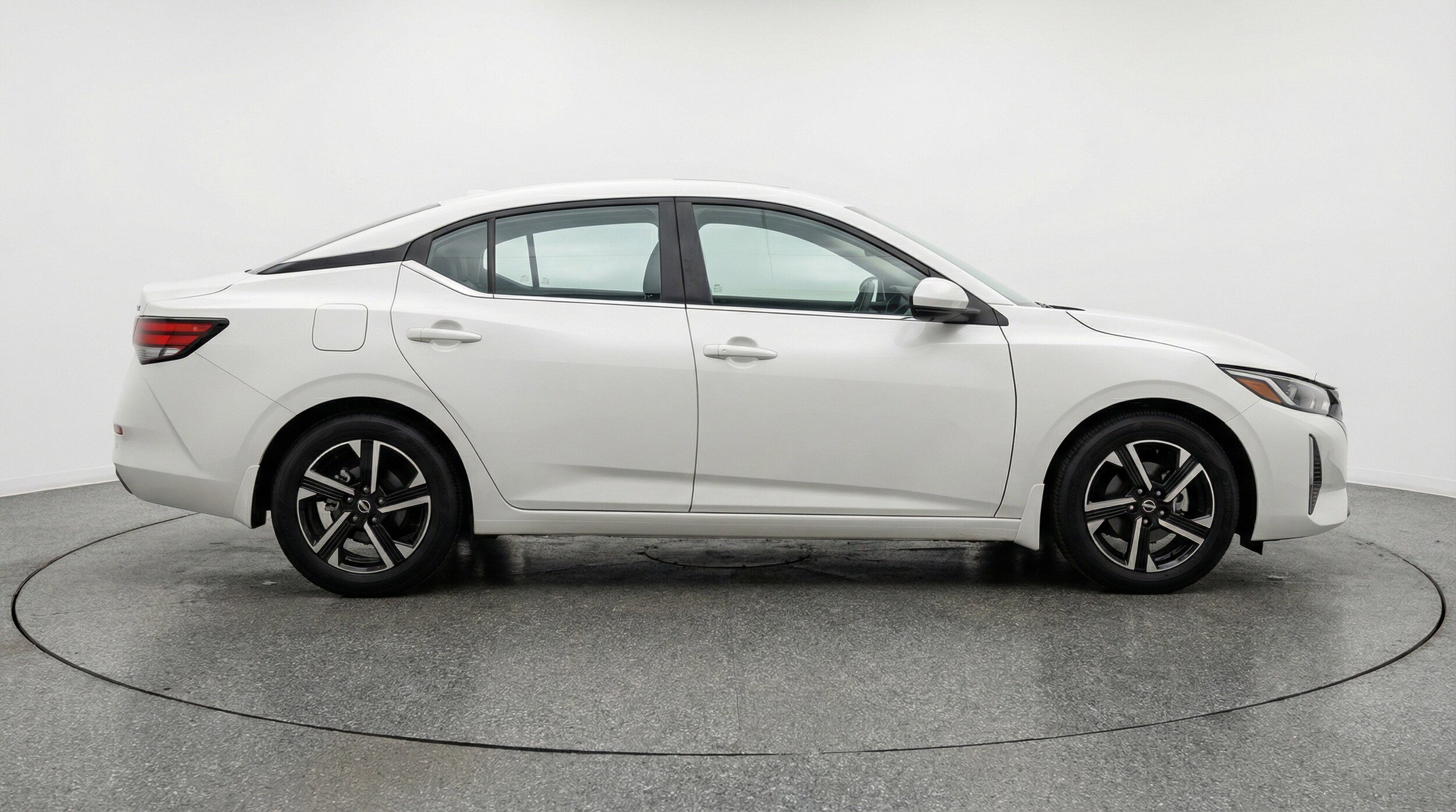 Thumbnail: 2025 Nissan Sentra - 11
