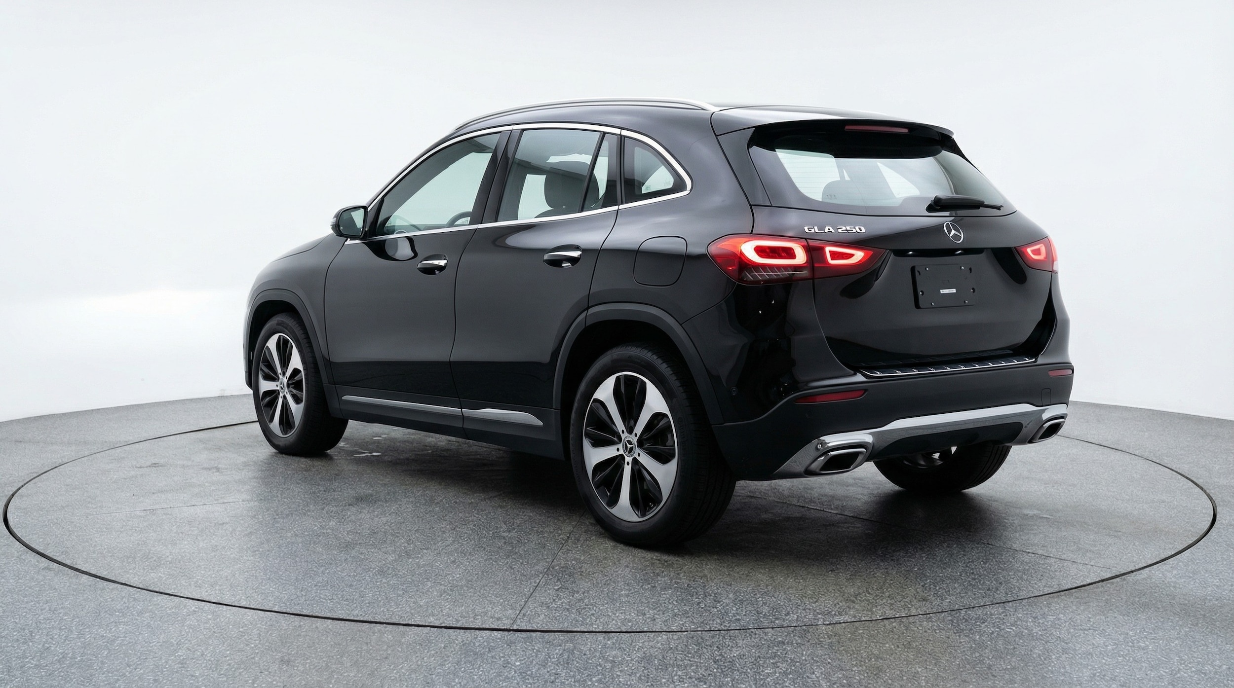 Thumbnail: 2025 Mercedes-Benz GLA - 5