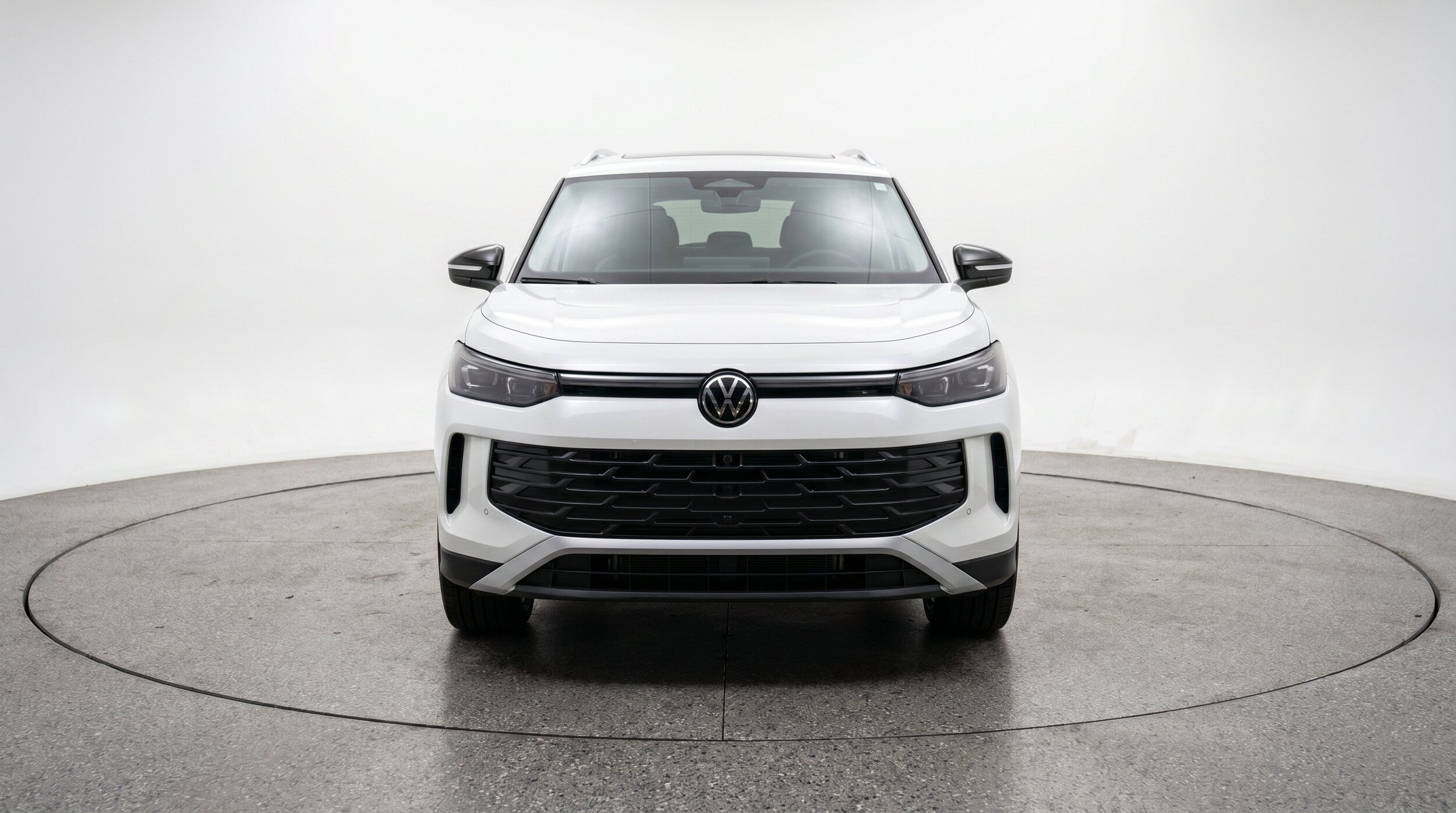 Thumbnail: 2026 Volkswagen Tiguan - 2