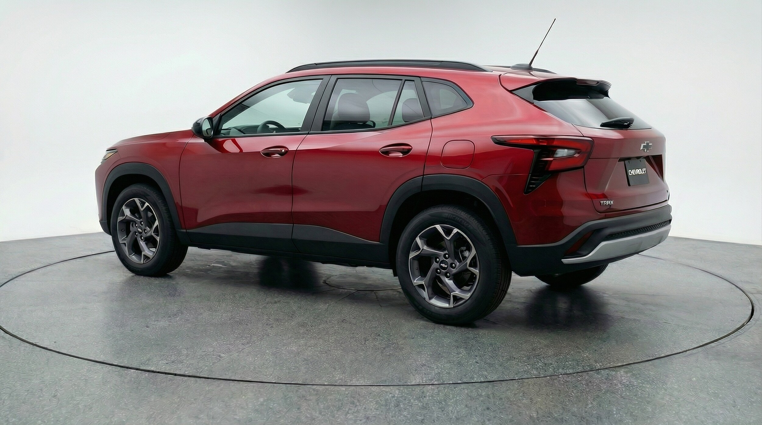 Thumbnail: 2025 Chevrolet Trax - 5