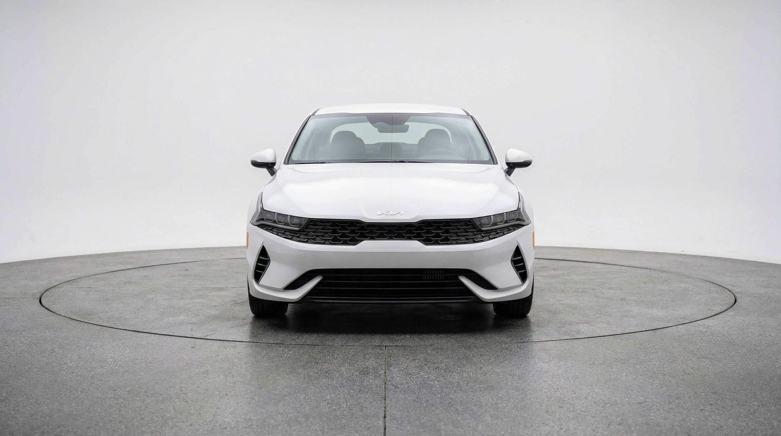 Thumbnail: 2025 Kia K5 - 2