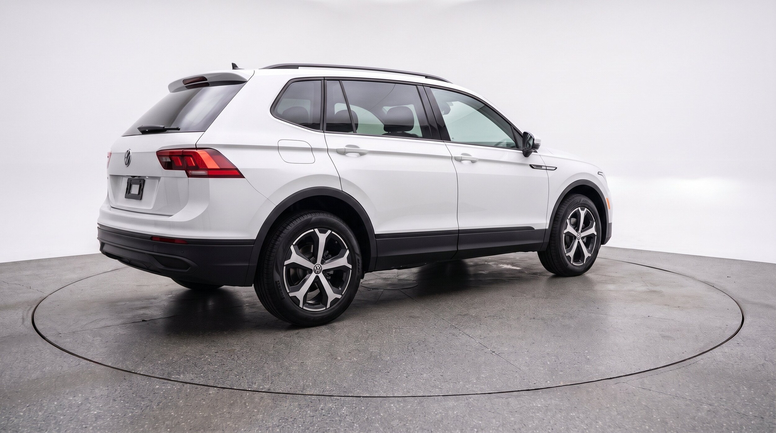 Thumbnail: 2026 Volkswagen Tiguan - 9