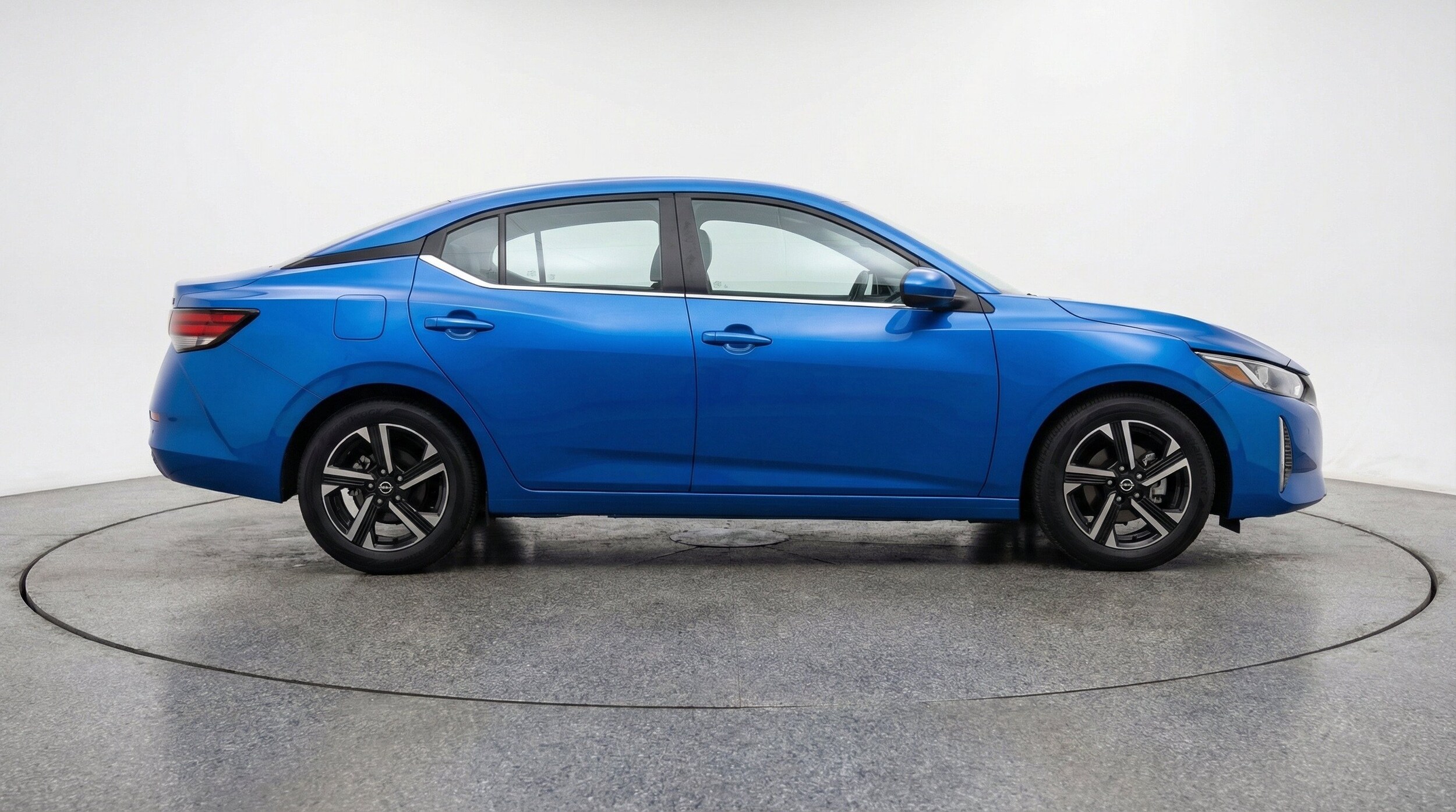 Thumbnail: 2025 Nissan Sentra - 9