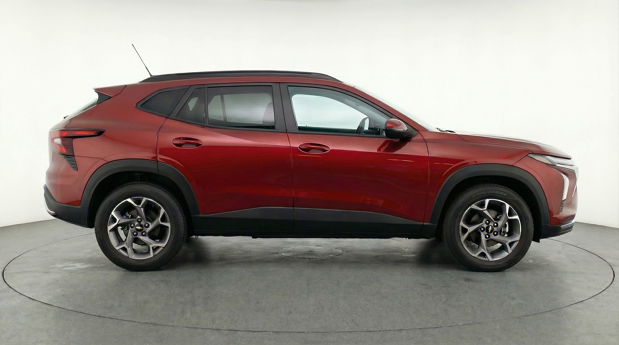 Thumbnail: 2025 Chevrolet Trax - 8