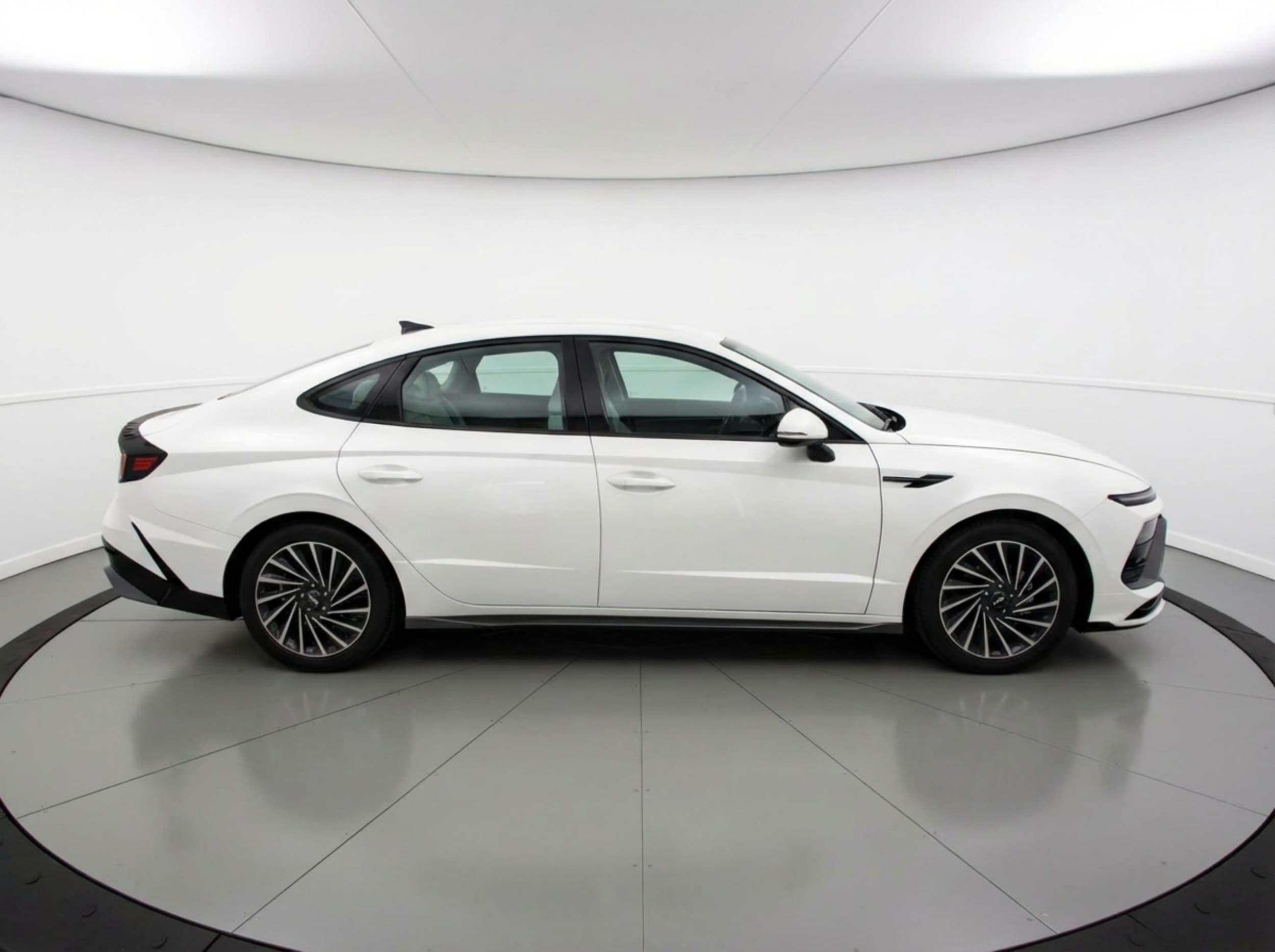 Thumbnail: 2025 Hyundai Sonata - 8