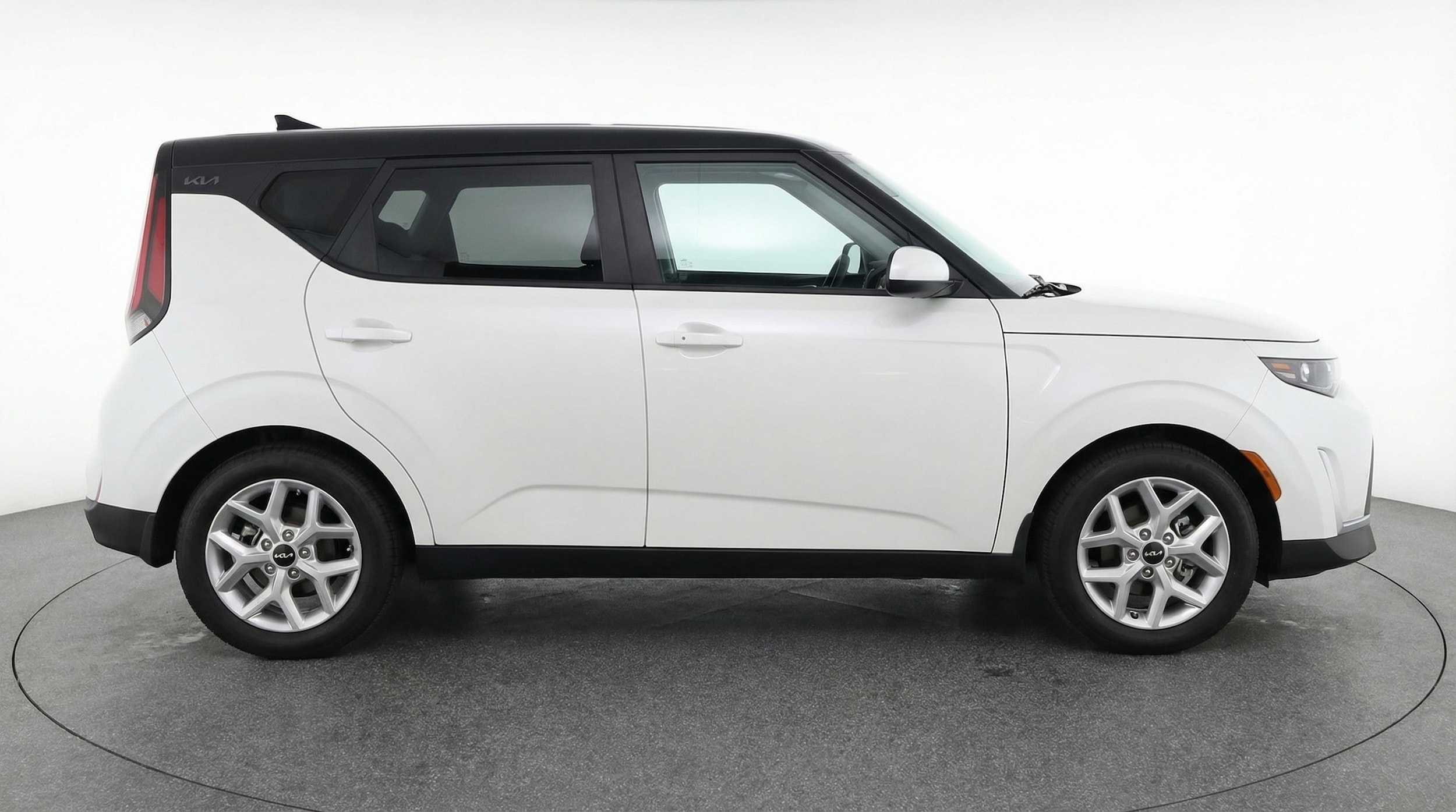 Thumbnail: 2025 Kia Soul - 8