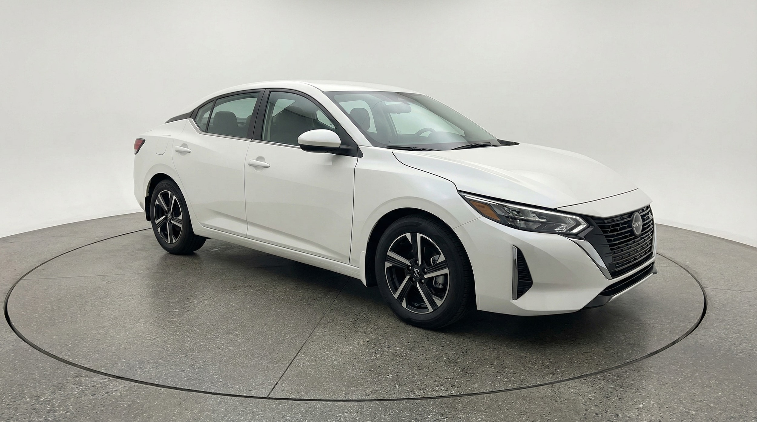 Thumbnail: 2025 Nissan Sentra - 1