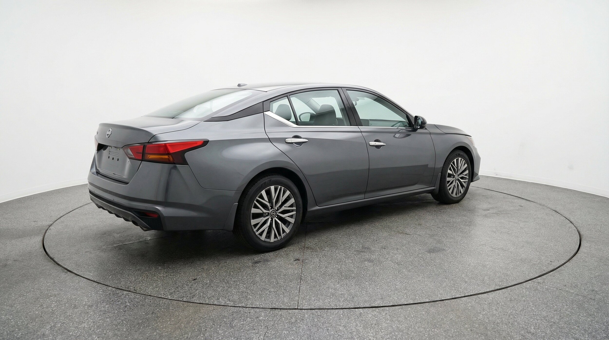 Thumbnail: 2025 Nissan Altima - 9