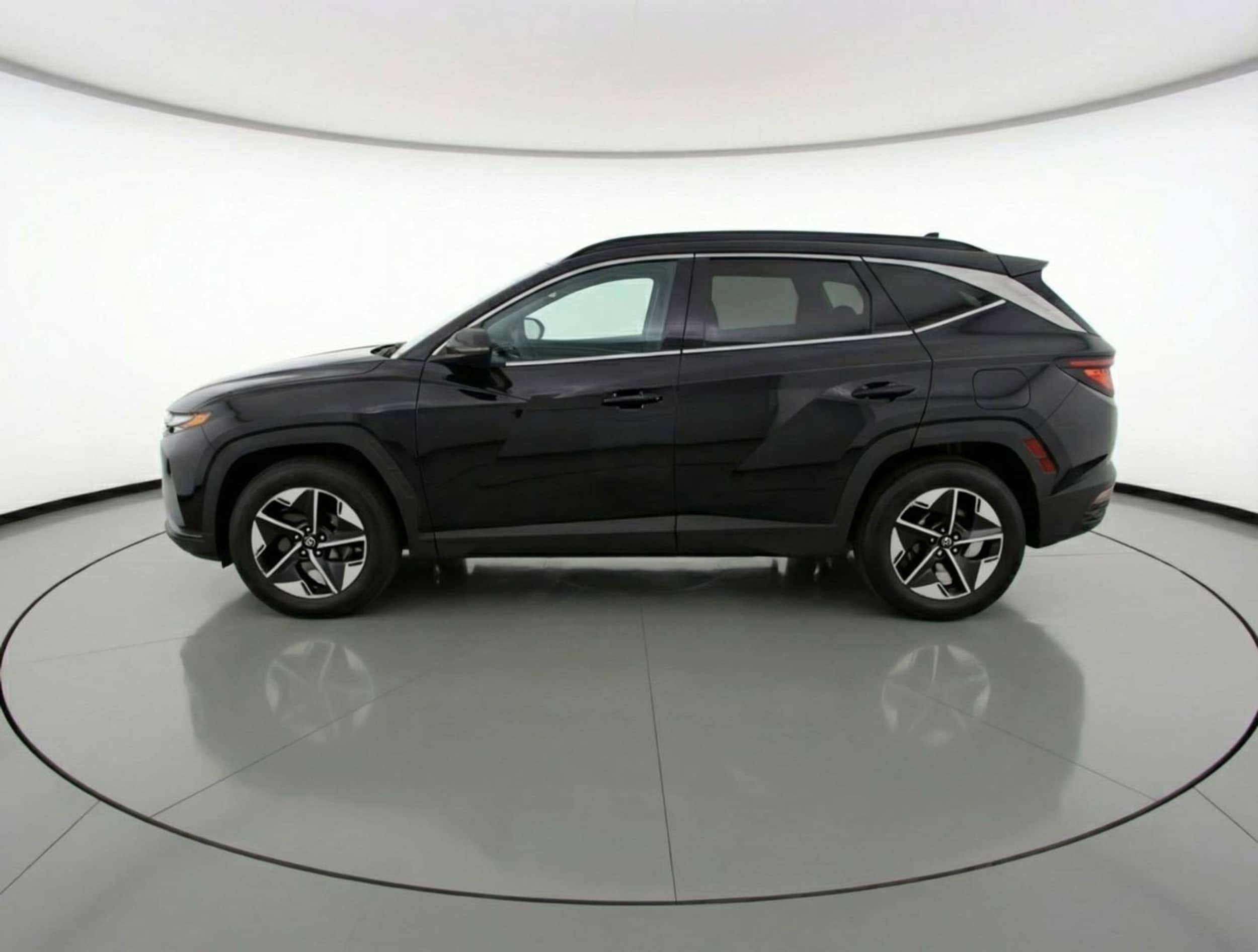 Thumbnail: 2025 Hyundai Tucson - 4