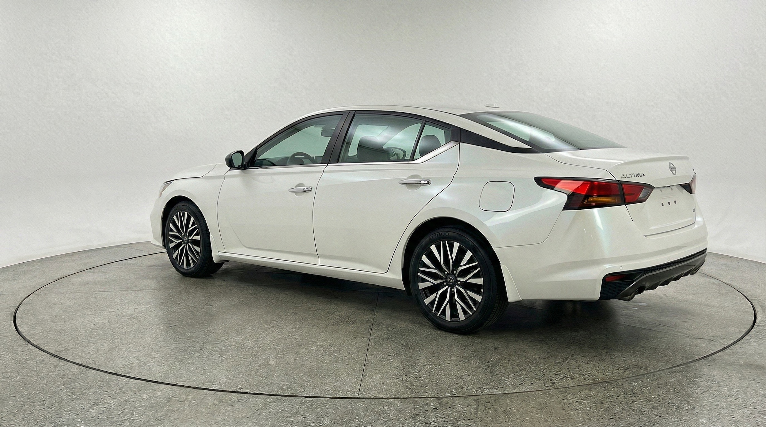 Thumbnail: 2025 Nissan Altima - 6