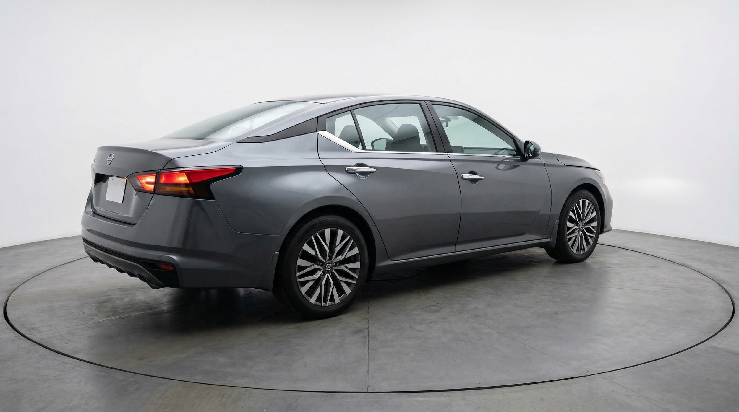 Thumbnail: 2025 Nissan Altima - 7