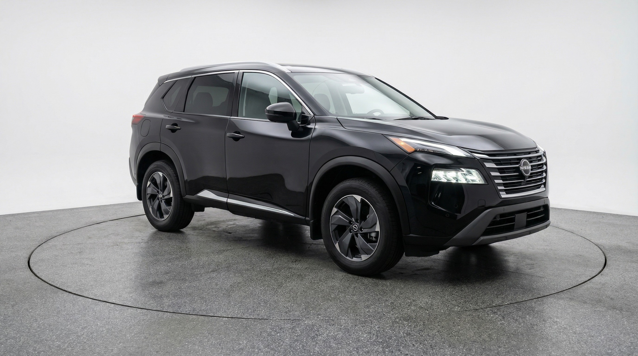 Thumbnail: 2025 Nissan Rogue - 1