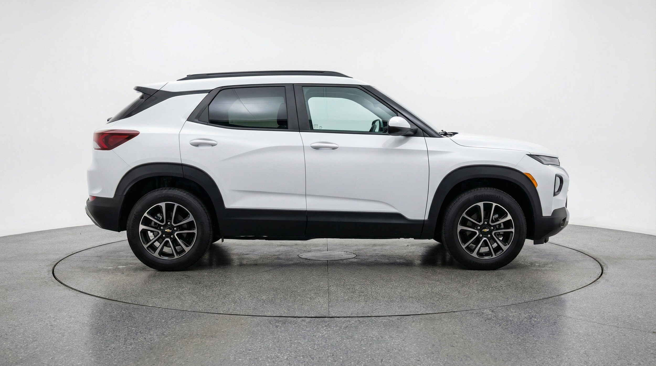 Thumbnail: 2025 Chevrolet TrailBlazer - 11