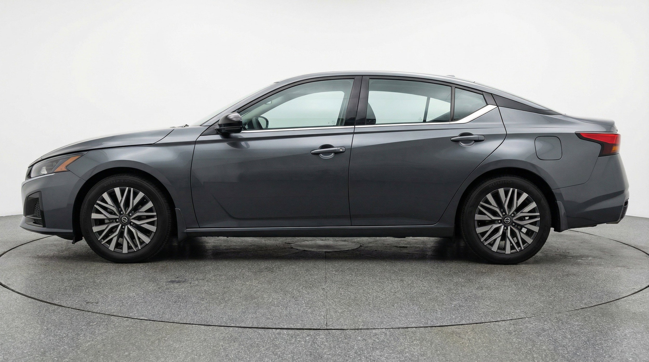 Thumbnail: 2025 Nissan Altima - 5