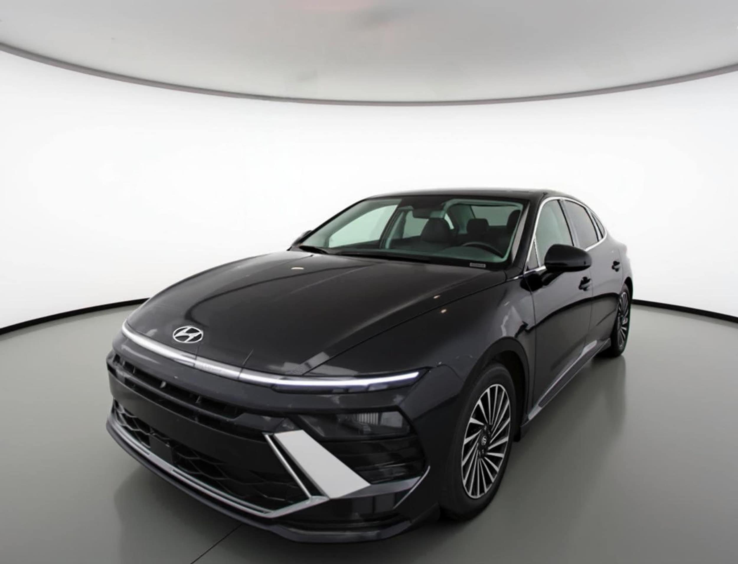 Thumbnail: 2025 Hyundai Sonata - 3