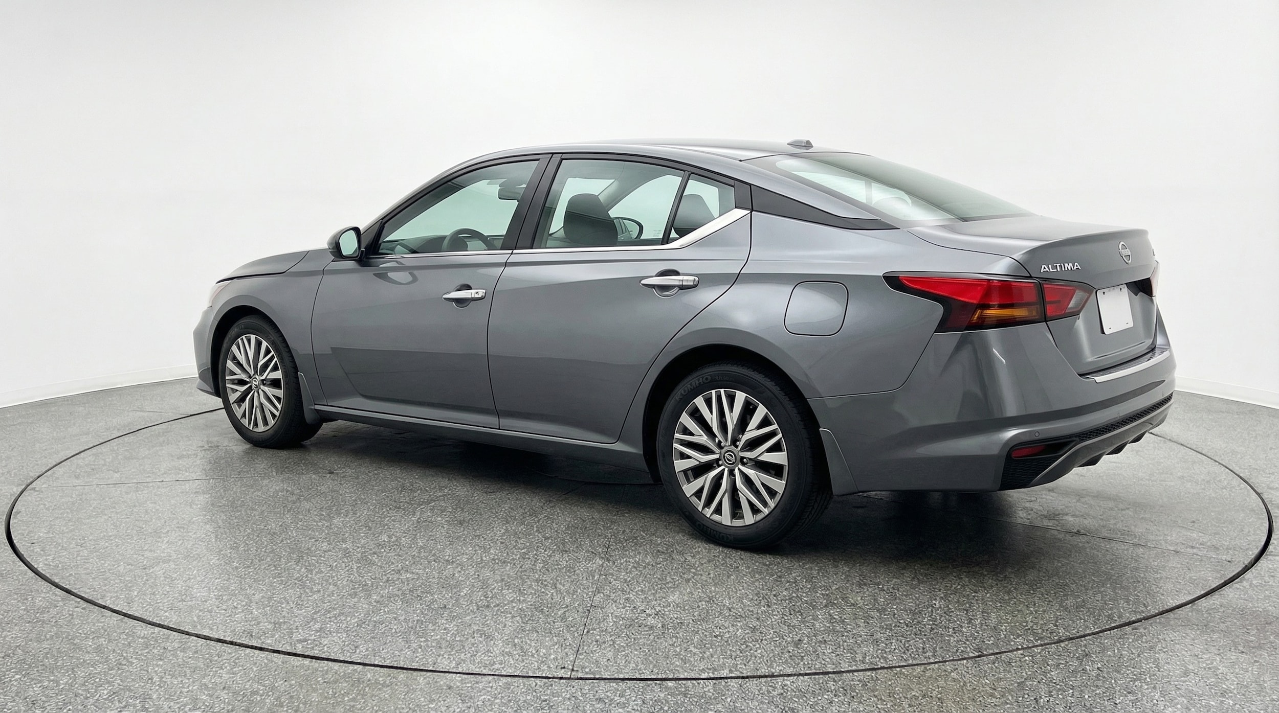 Thumbnail: 2025 Nissan Altima - 5