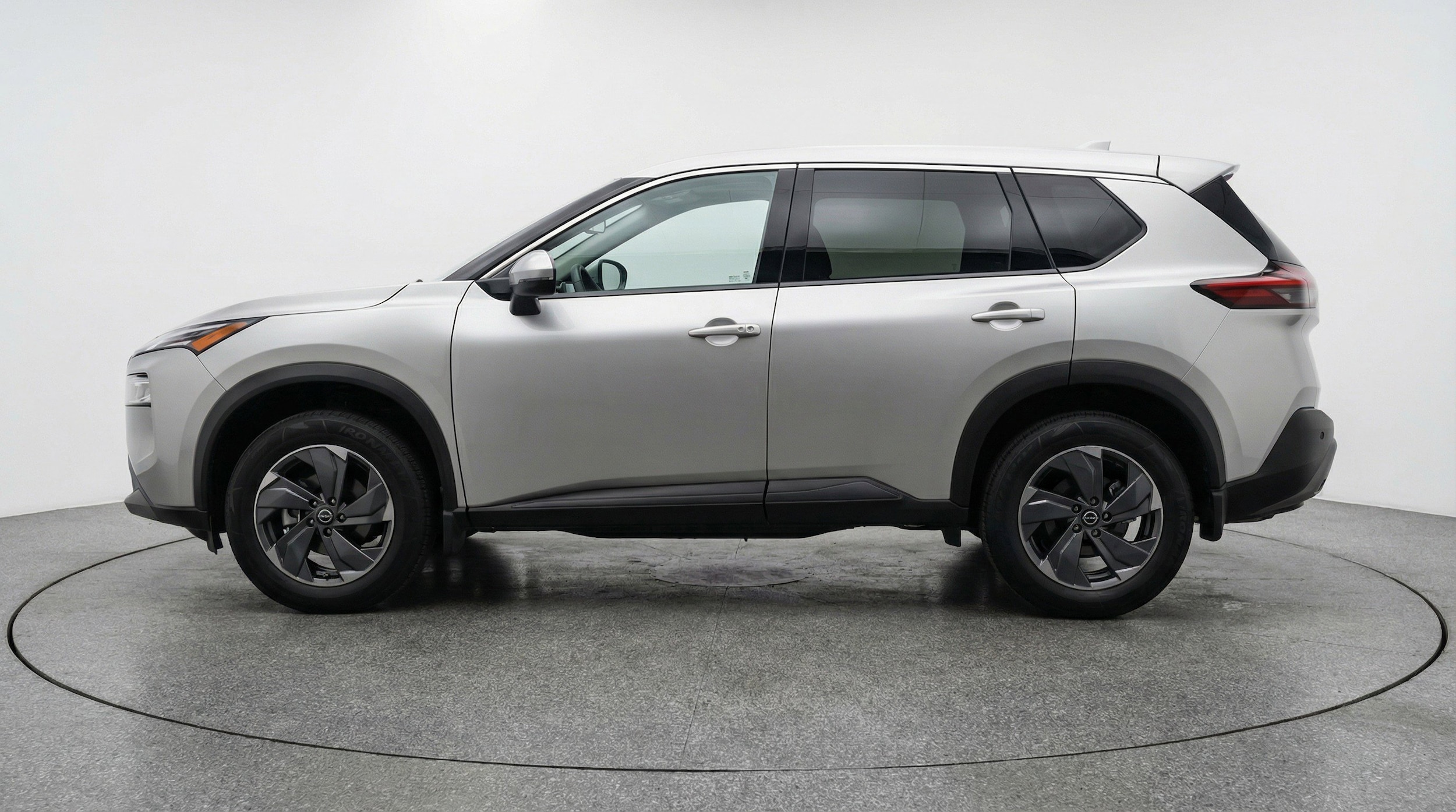 Thumbnail: 2025 Nissan Rogue - 5