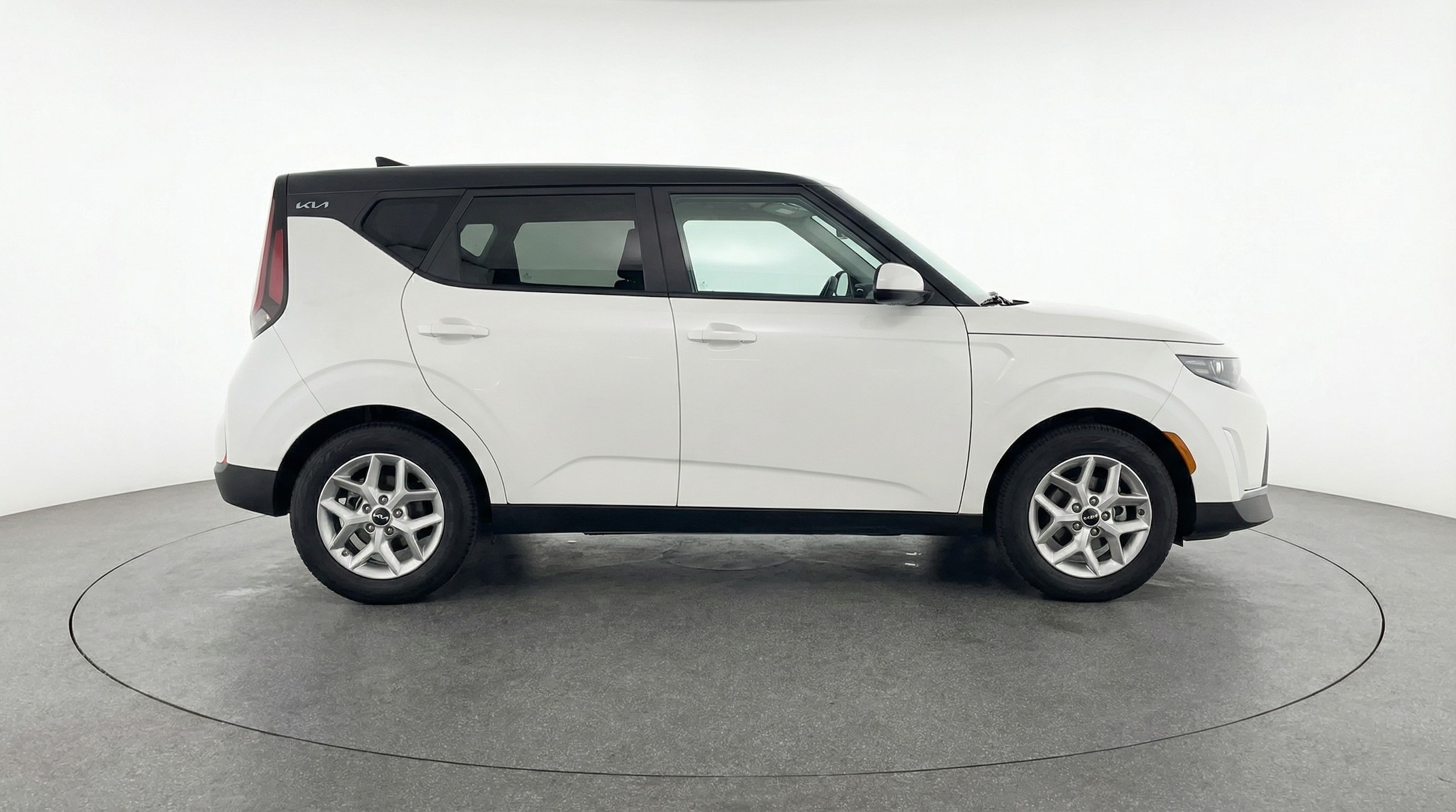 Thumbnail: 2025 Kia Soul - 8