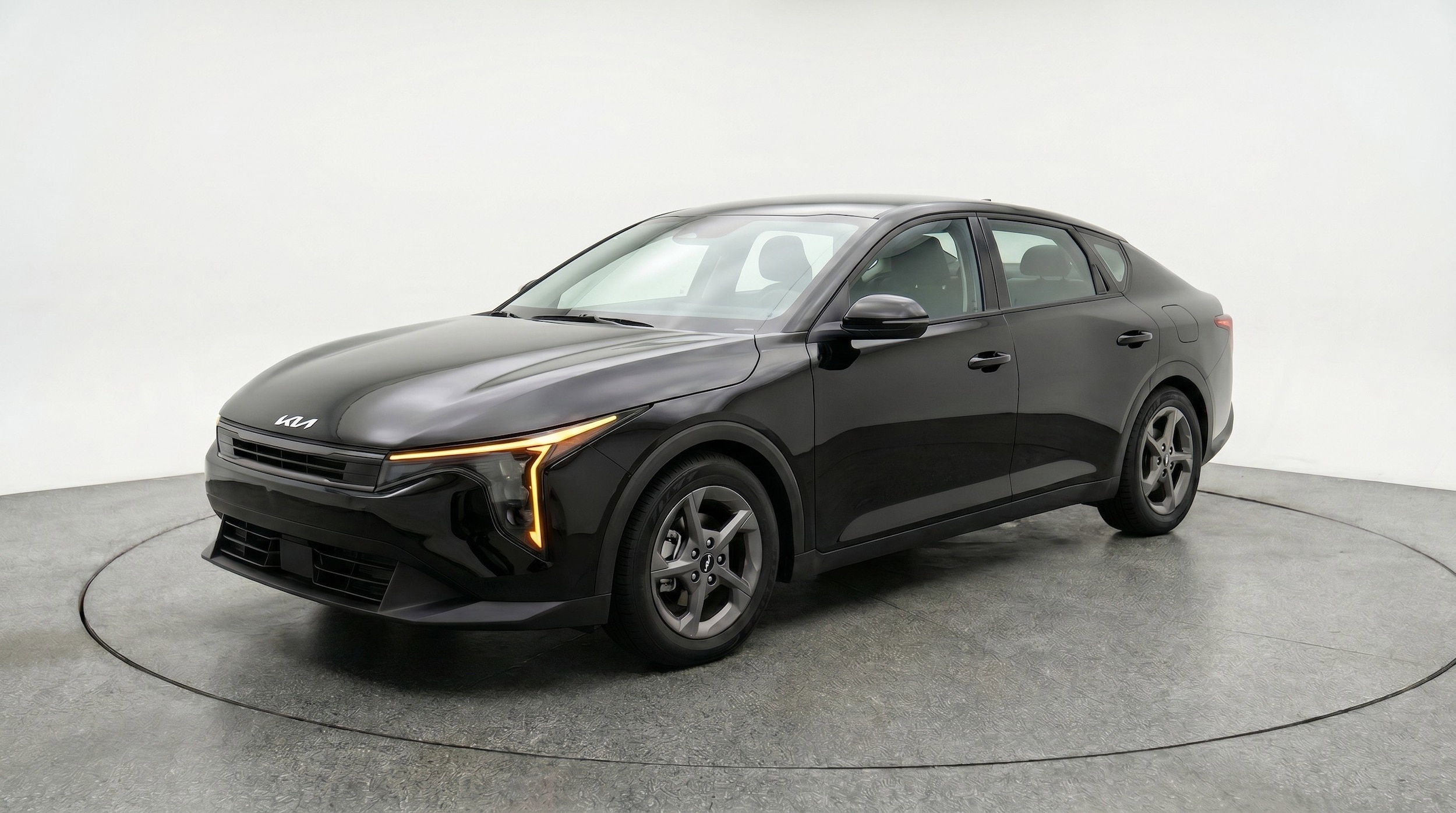 Thumbnail: 2025 Kia K4 - 3