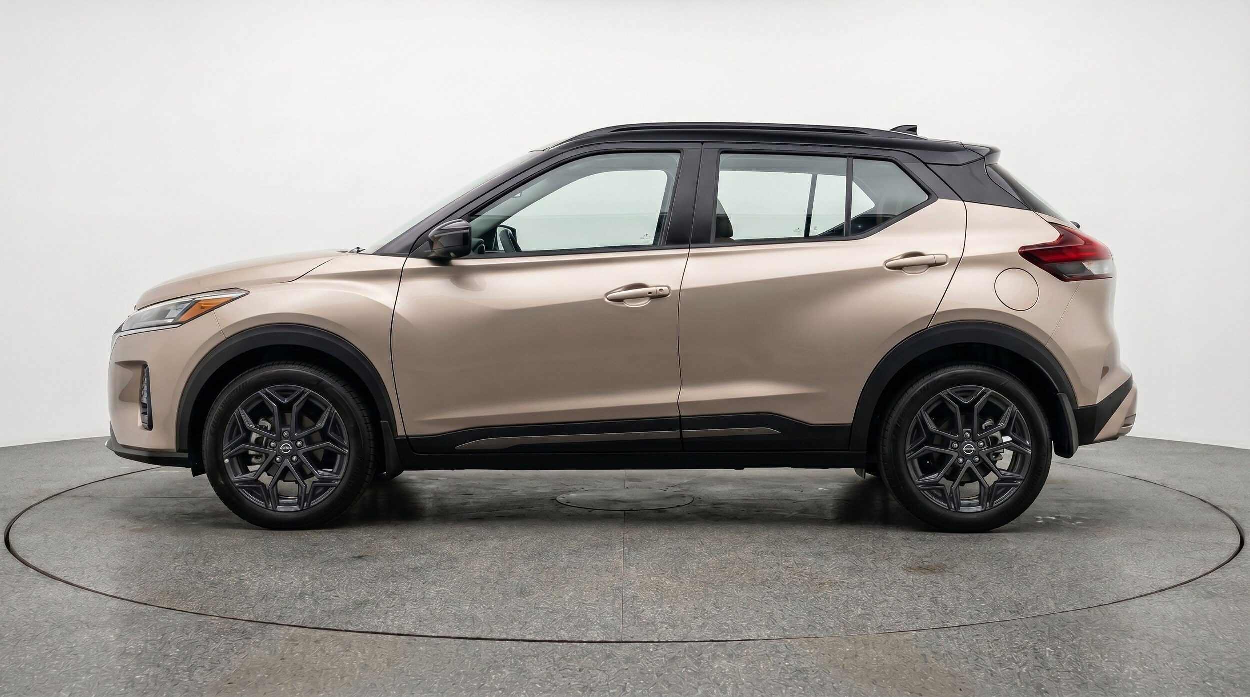 Thumbnail: 2026 Nissan Kicks - 5