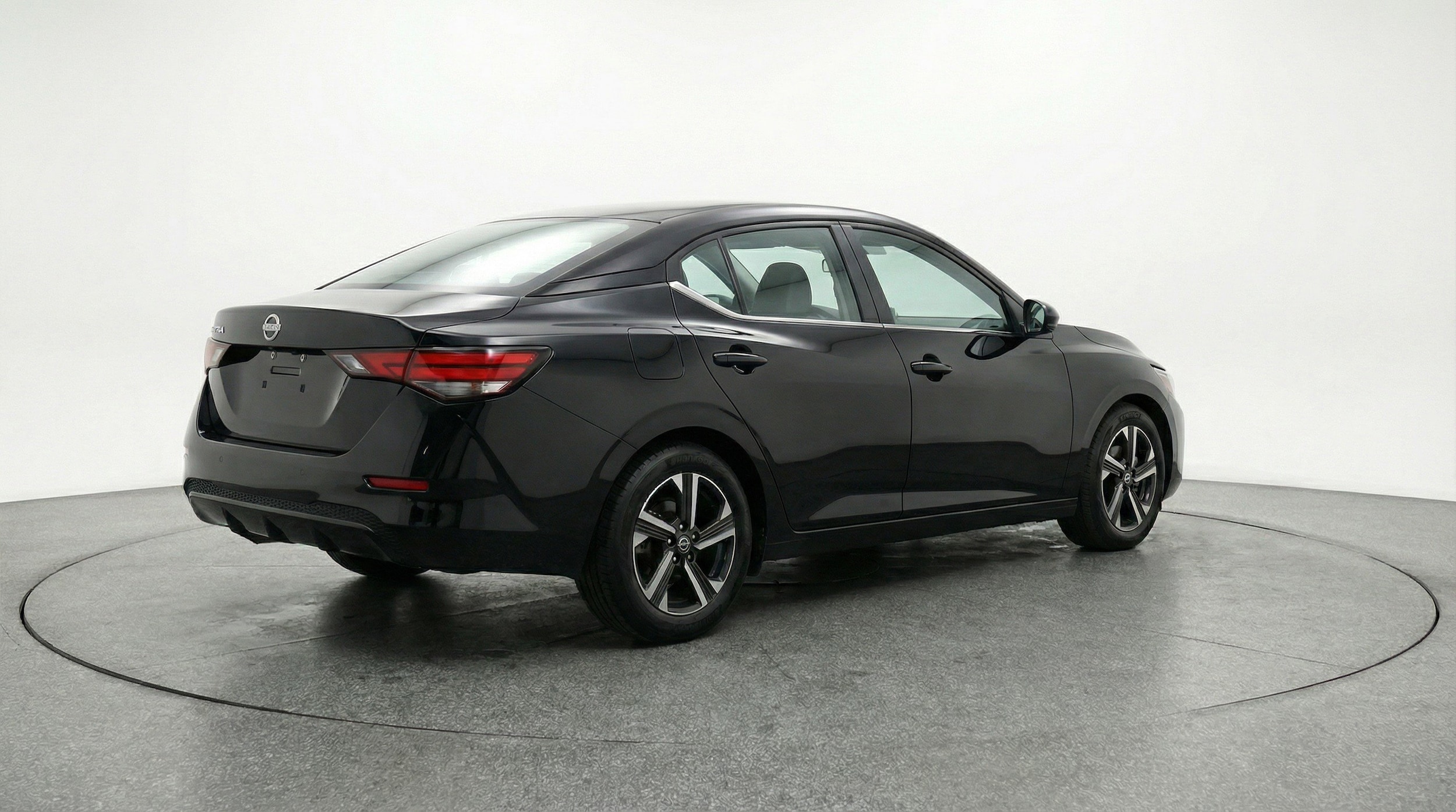 Thumbnail: 2025 Nissan Sentra - 9