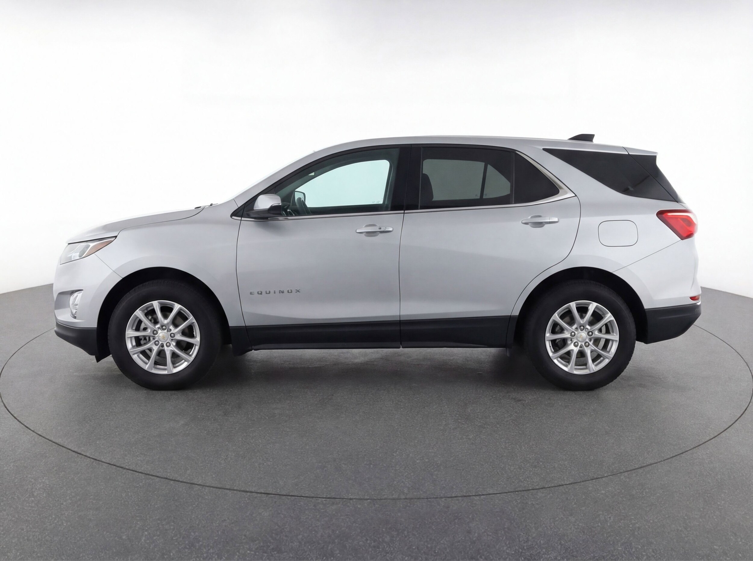 Thumbnail: 2023 Chevrolet Equinox - 5