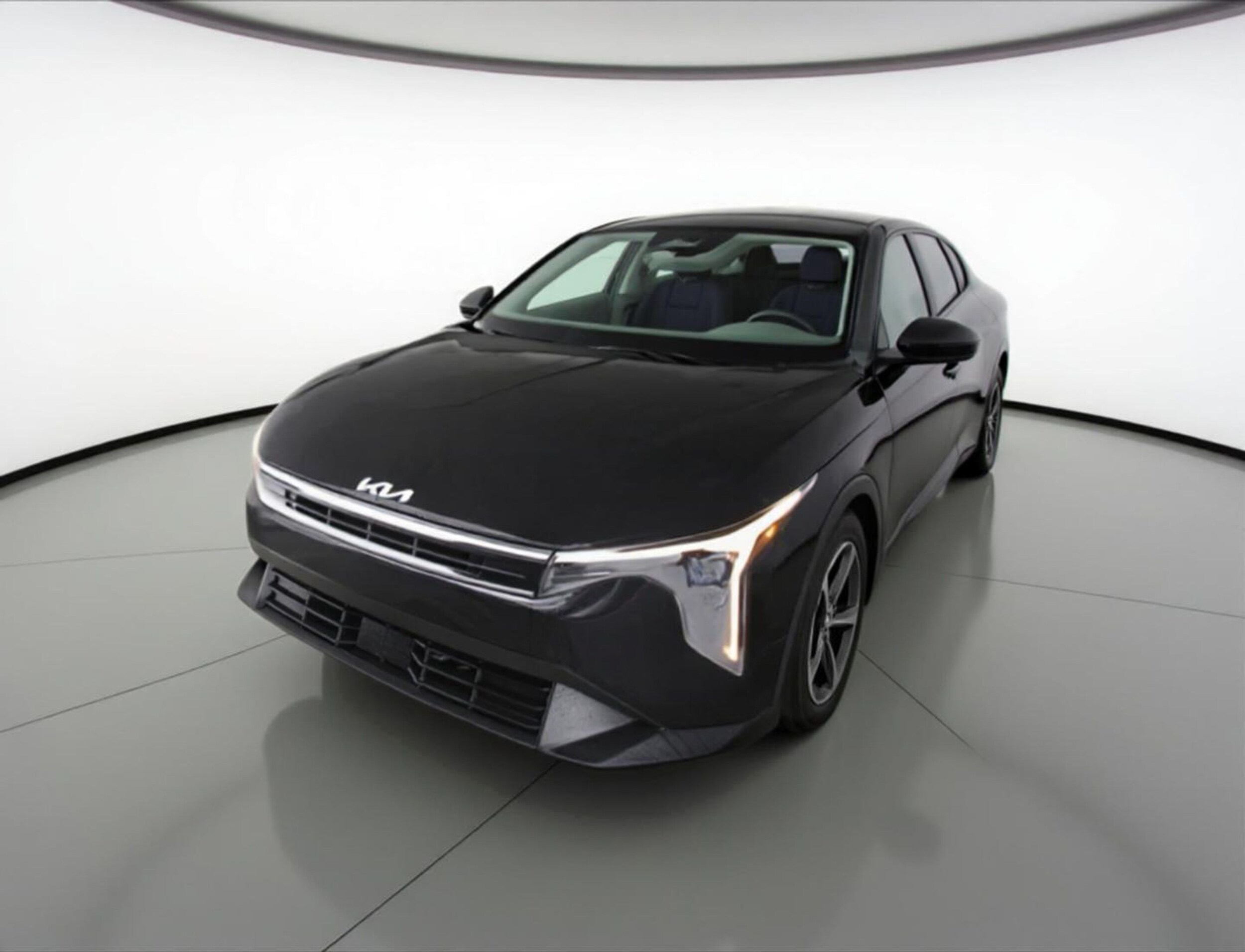 Thumbnail: 2025 Kia K4 - 3