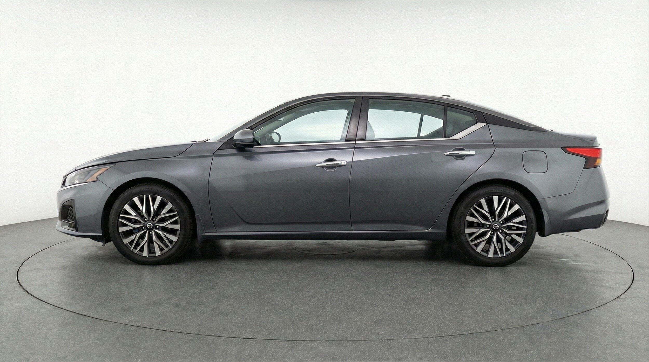 Thumbnail: 2025 Nissan Altima - 4