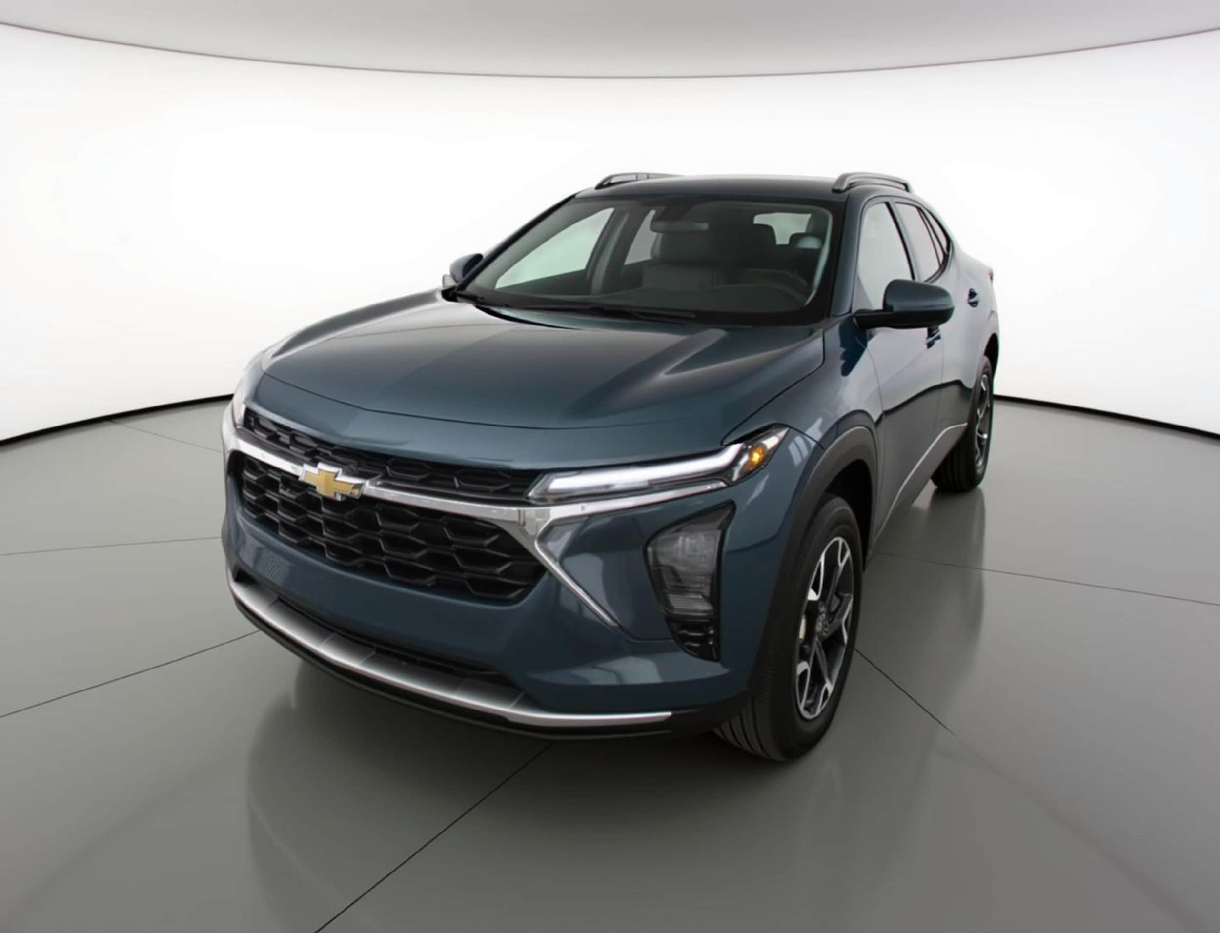 Thumbnail: 2025 Chevrolet Trax - 3