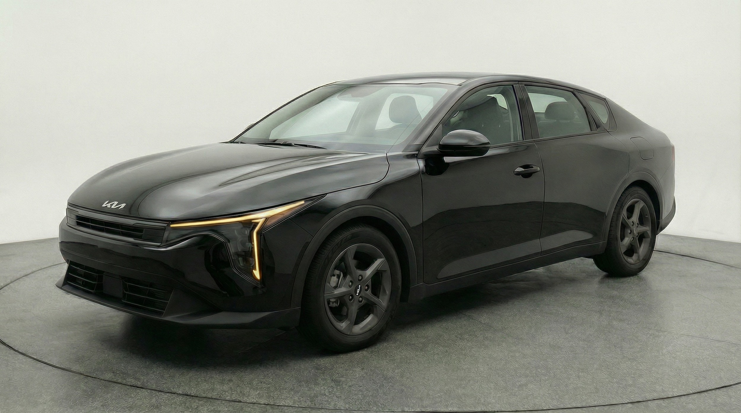 Thumbnail: 2025 Kia K4 - 3