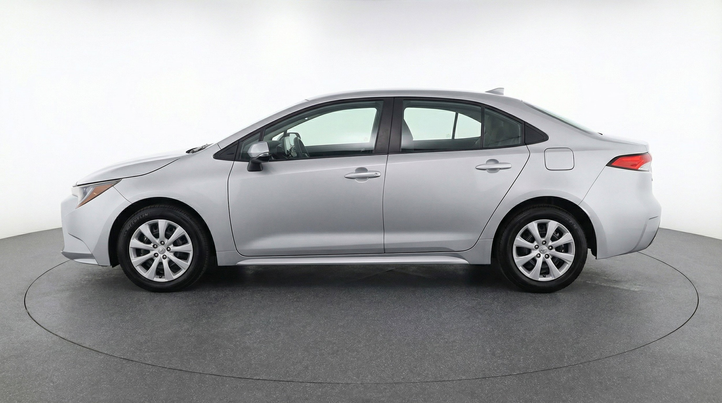 Thumbnail: 2025 Toyota Corolla - 5