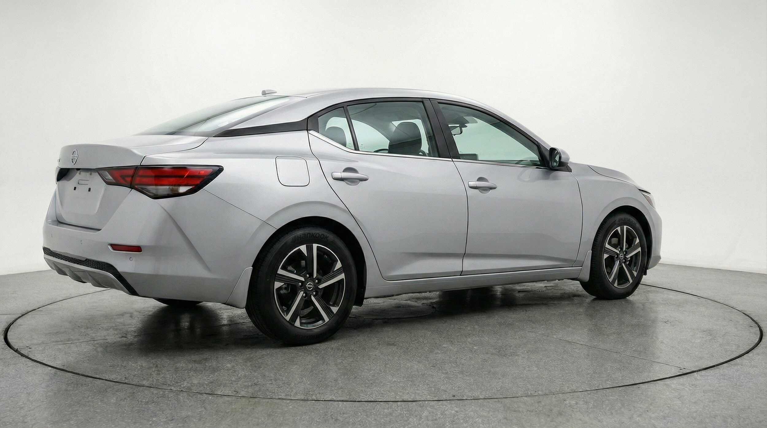 Thumbnail: 2025 Nissan Sentra - 9