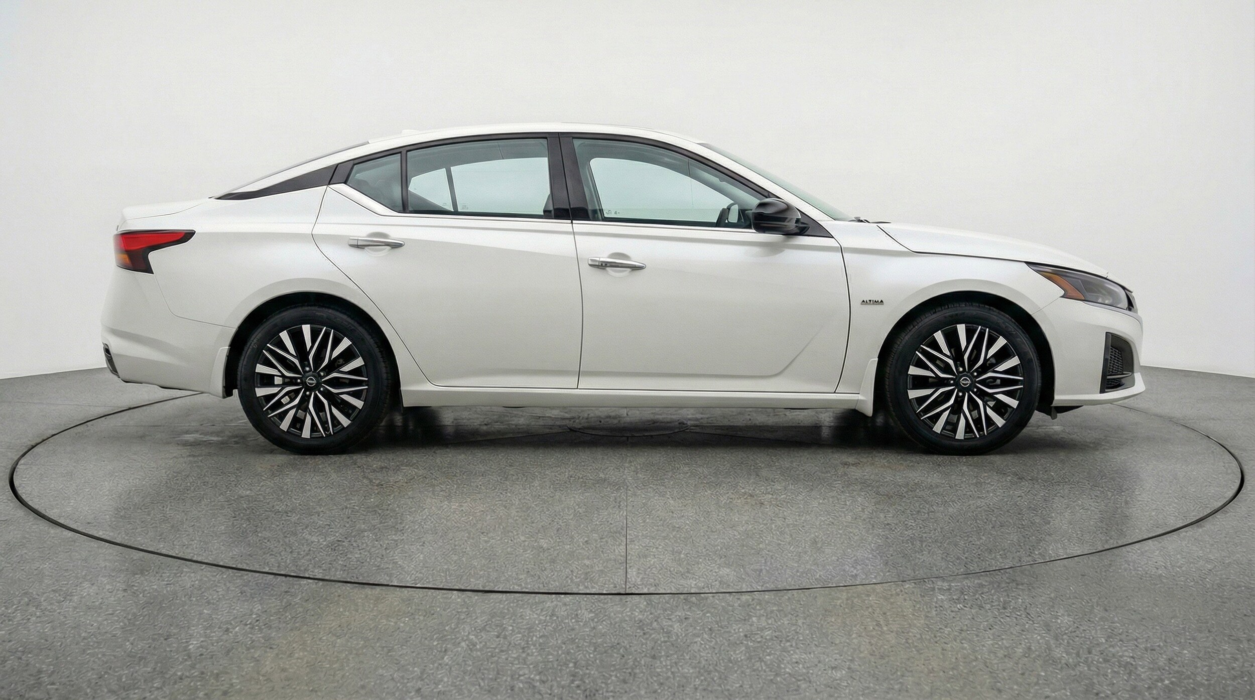 Thumbnail: 2025 Nissan Altima - 11