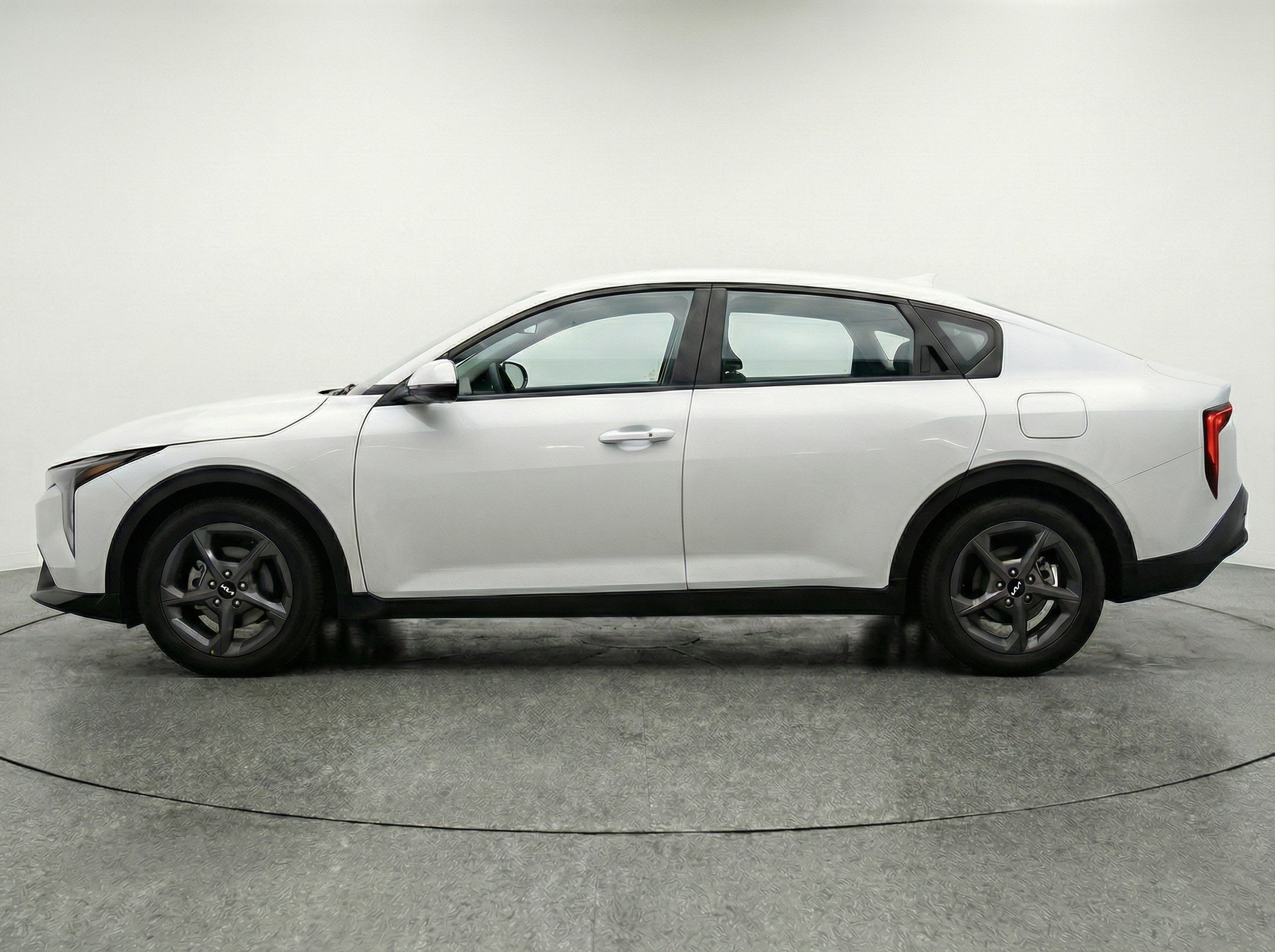 Thumbnail: 2025 Kia K4 - 5