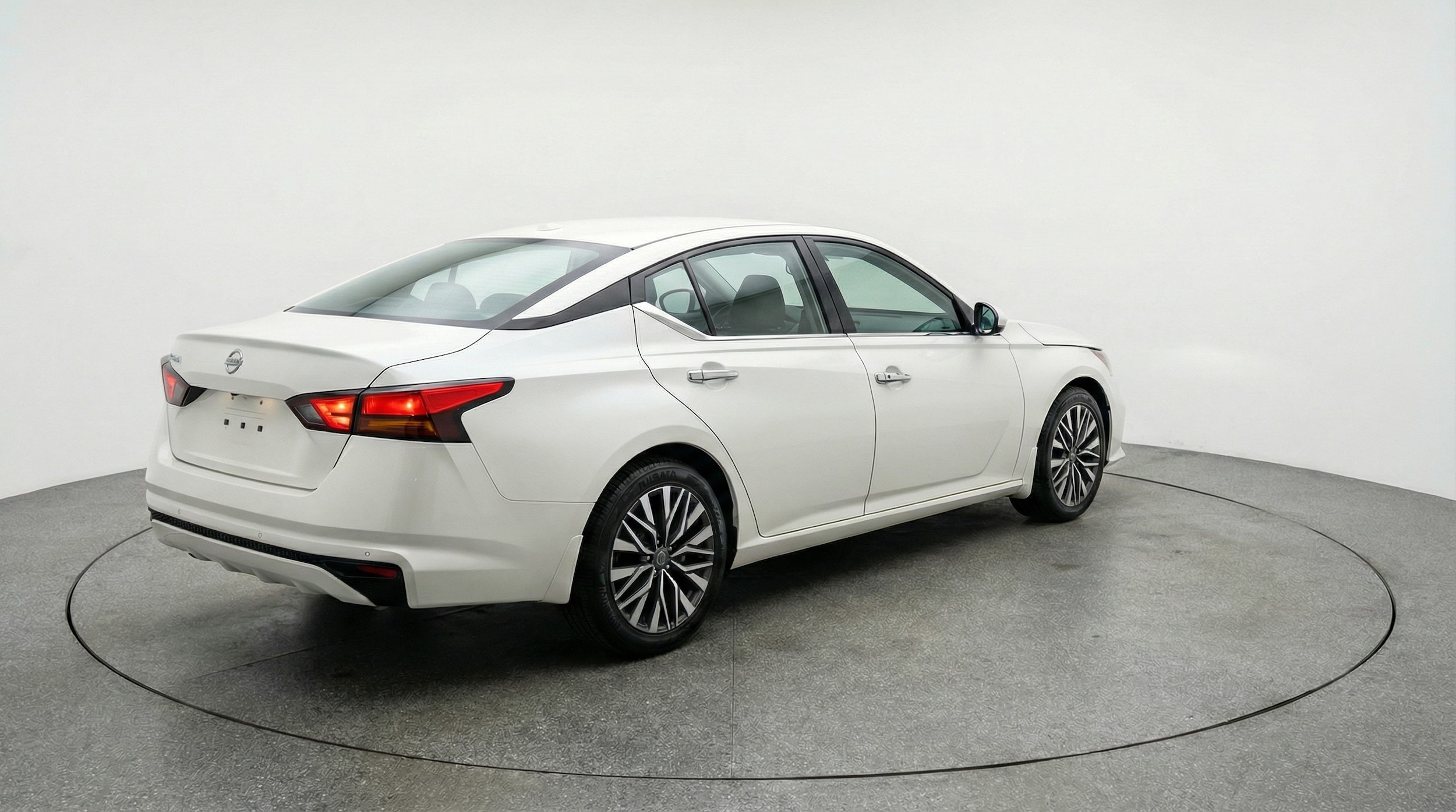 Thumbnail: 2025 Nissan Altima - 7