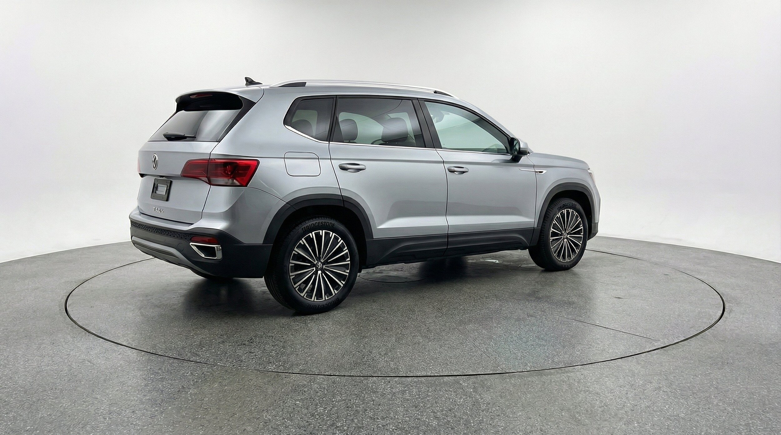 Thumbnail: 2026 Volkswagen Taos - 9