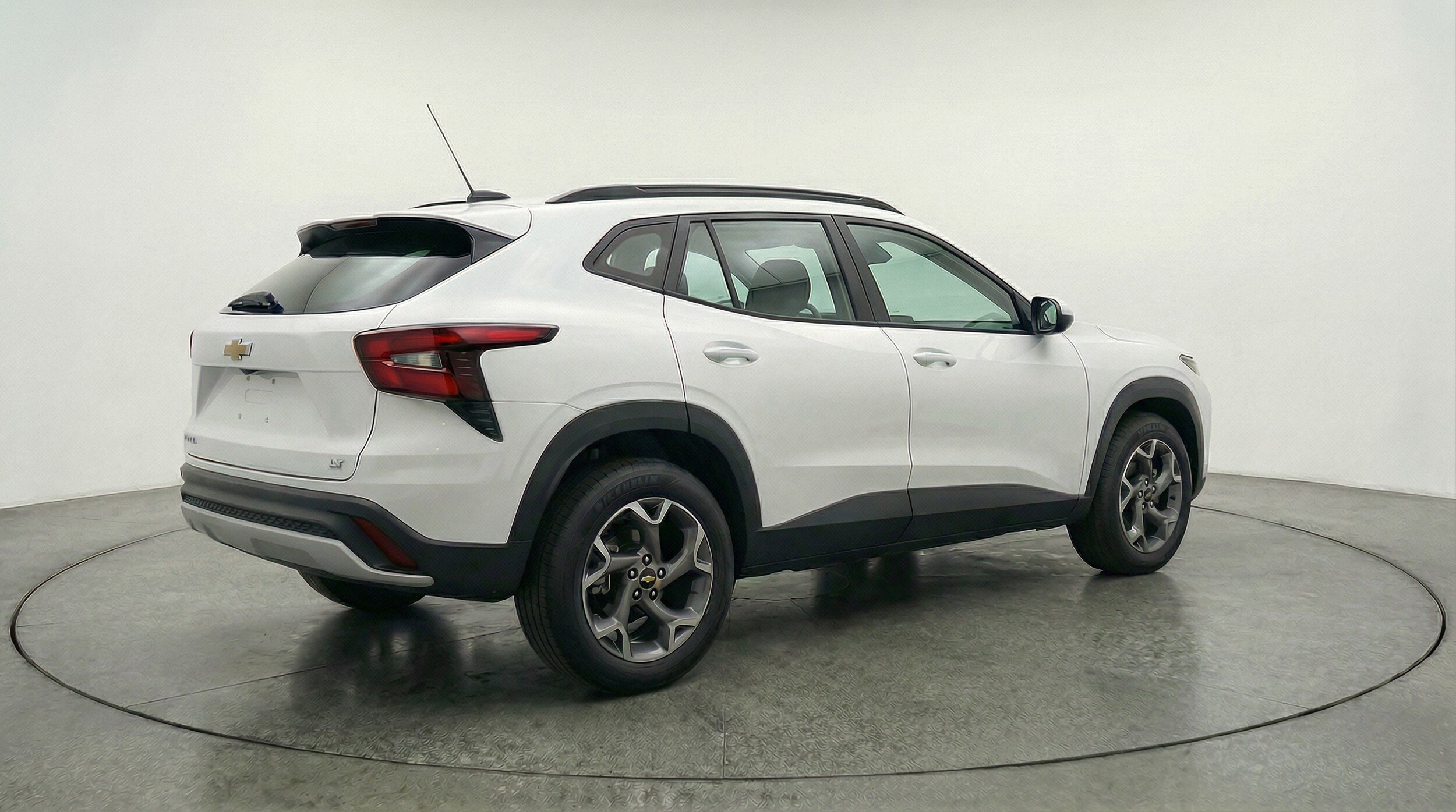 Thumbnail: 2025 Chevrolet Trax - 9