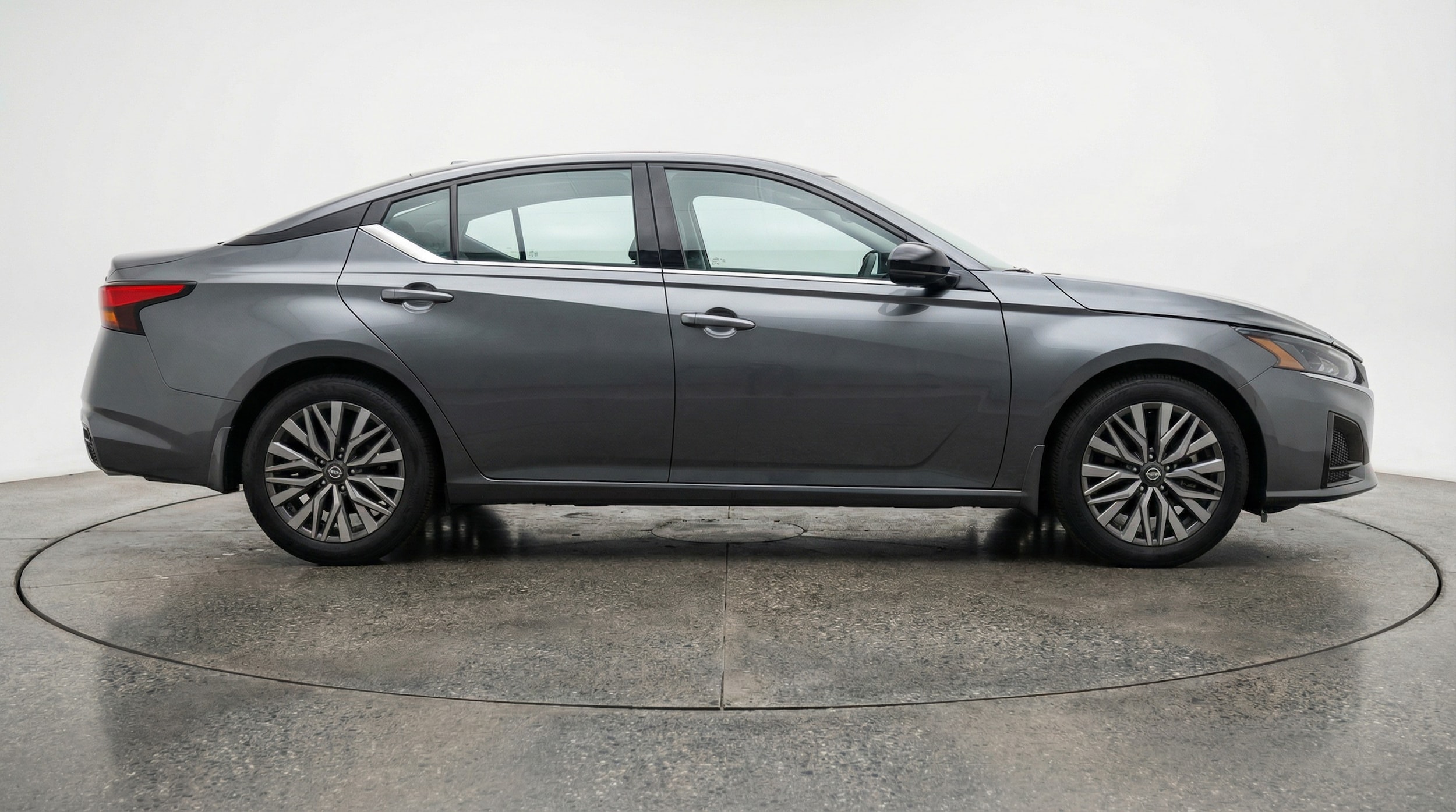 Thumbnail: 2025 Nissan Altima - 8