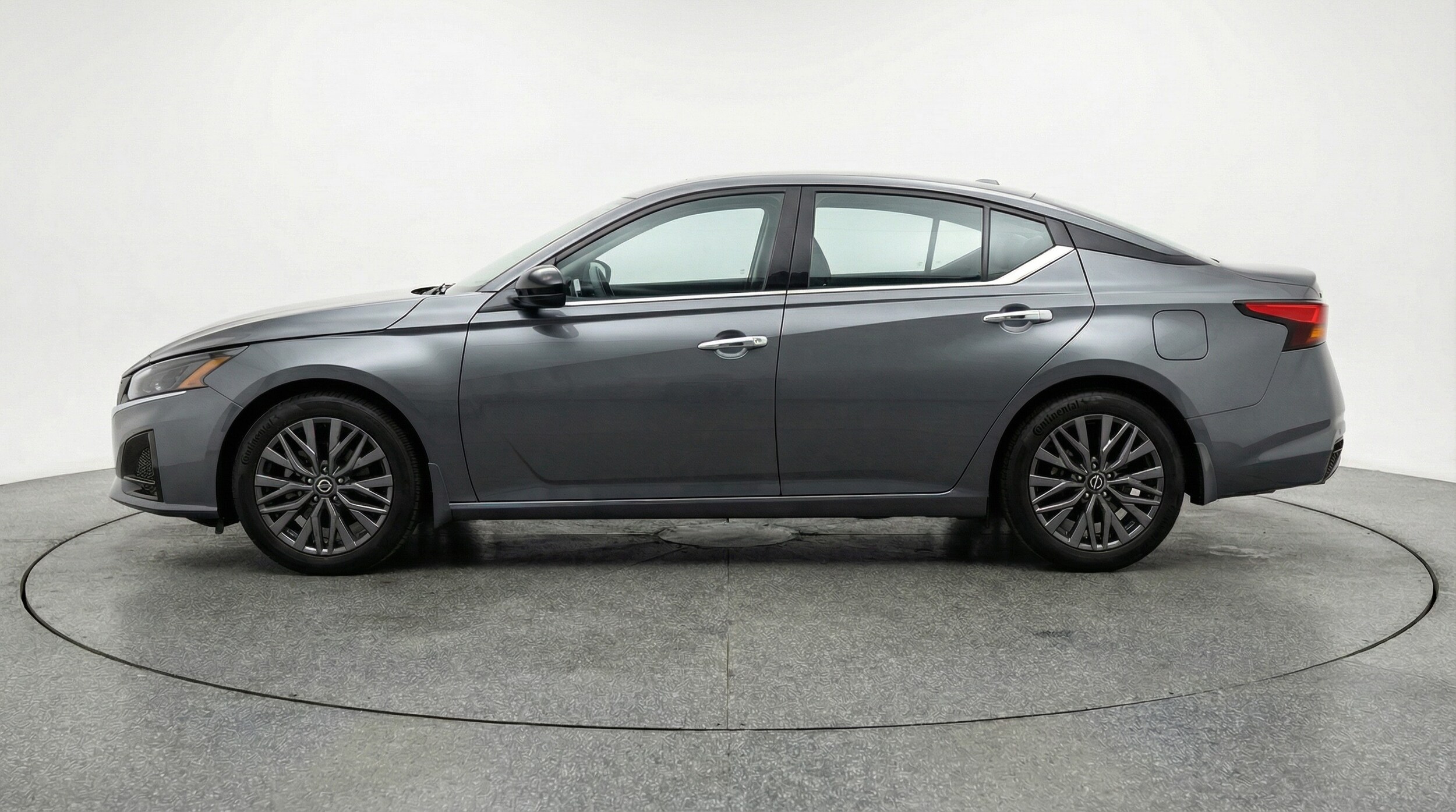 Thumbnail: 2025 Nissan Altima - 4