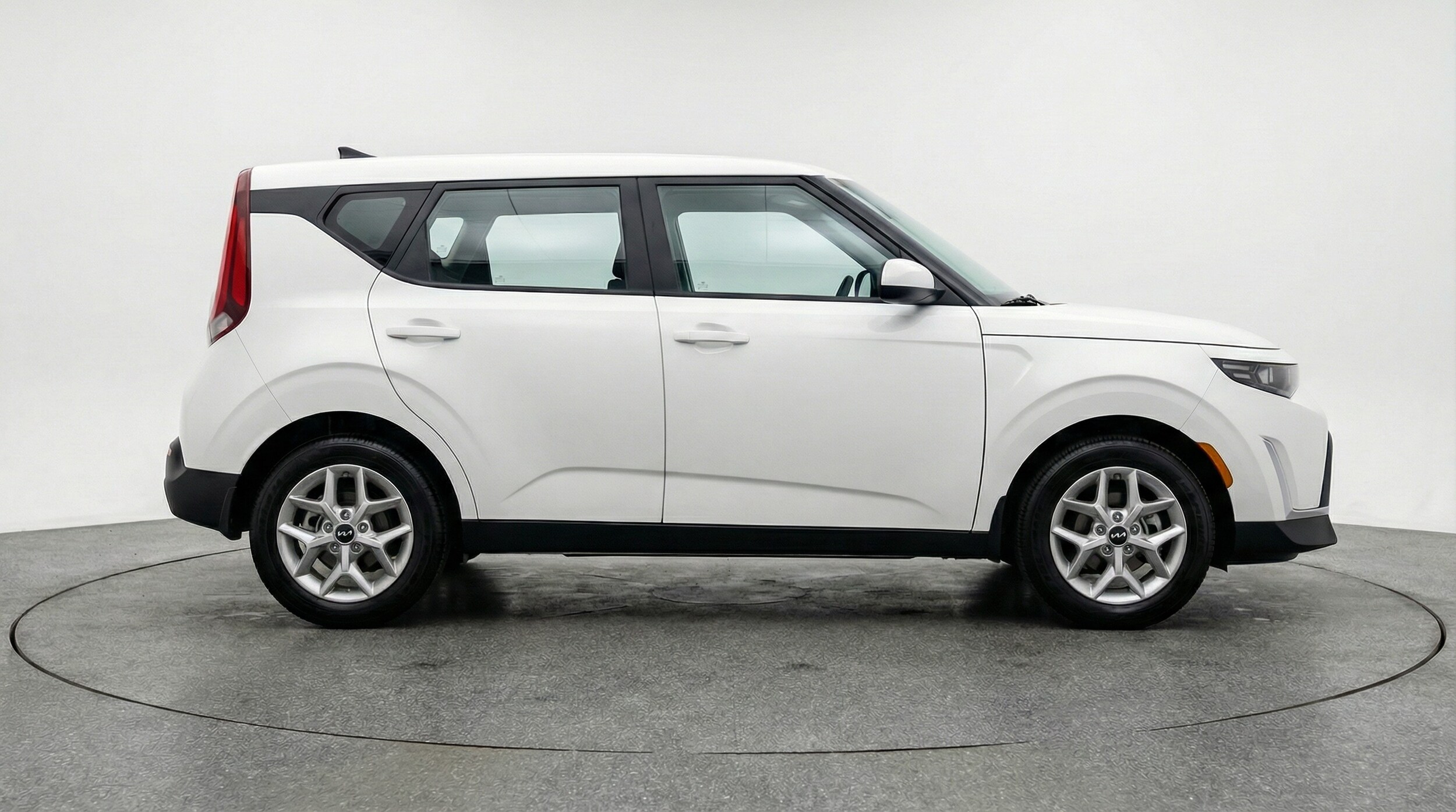 Thumbnail: 2025 Kia Soul - 8