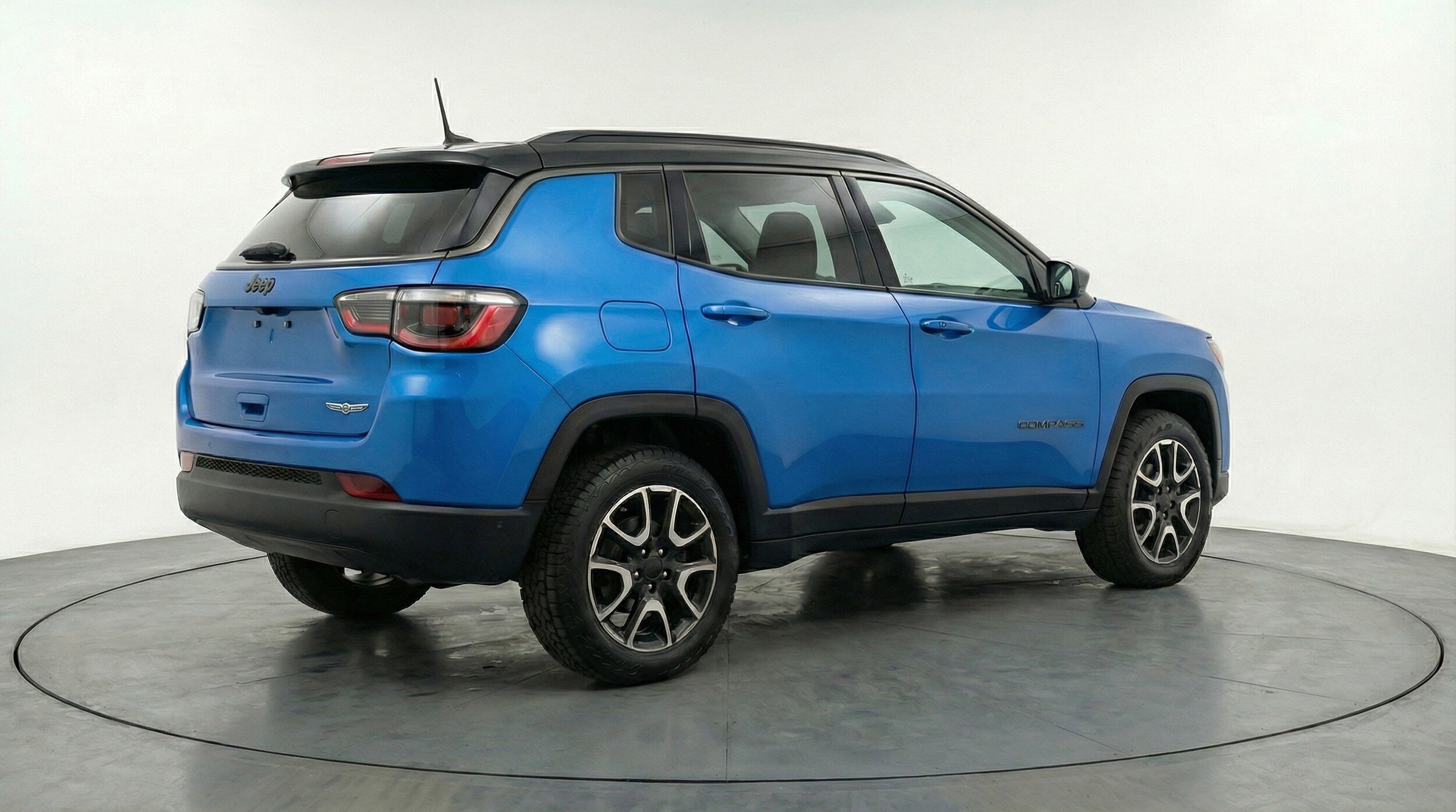 Thumbnail: 2025 Jeep Compass - 9