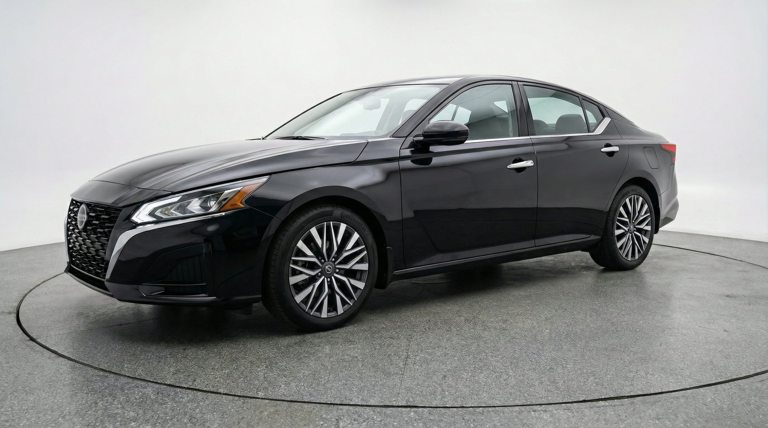 Thumbnail: 2025 Nissan Altima - 3