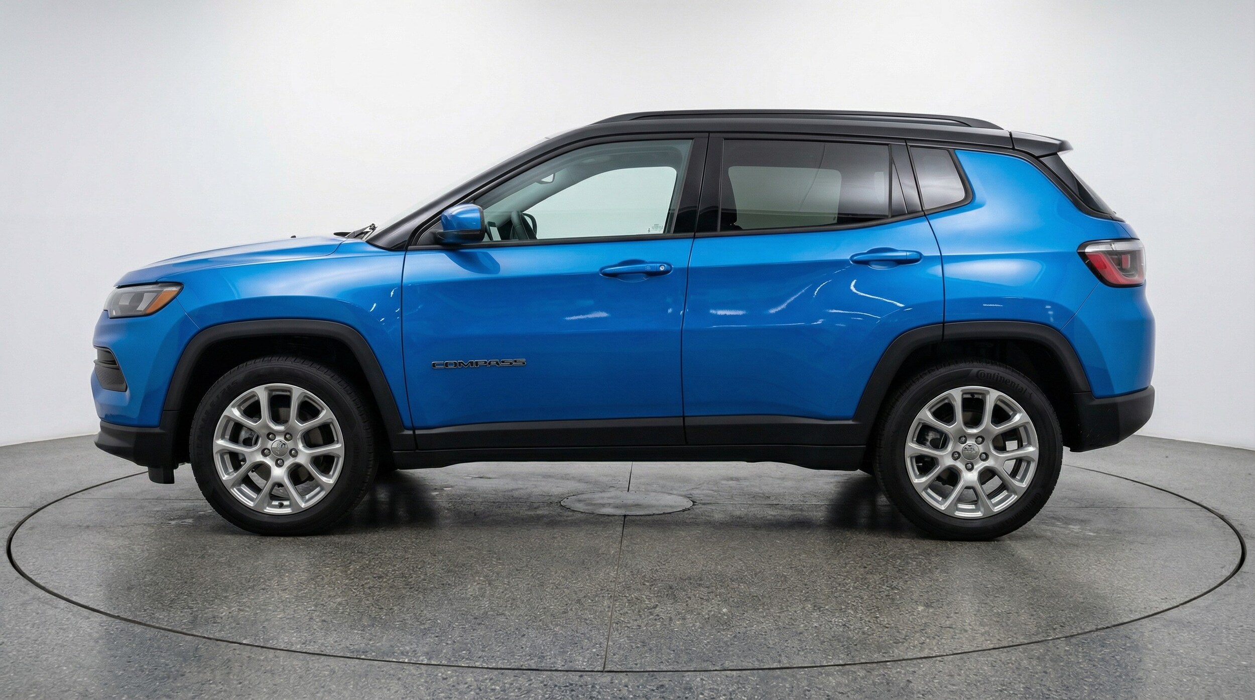 Thumbnail: 2025 Jeep Compass - 4