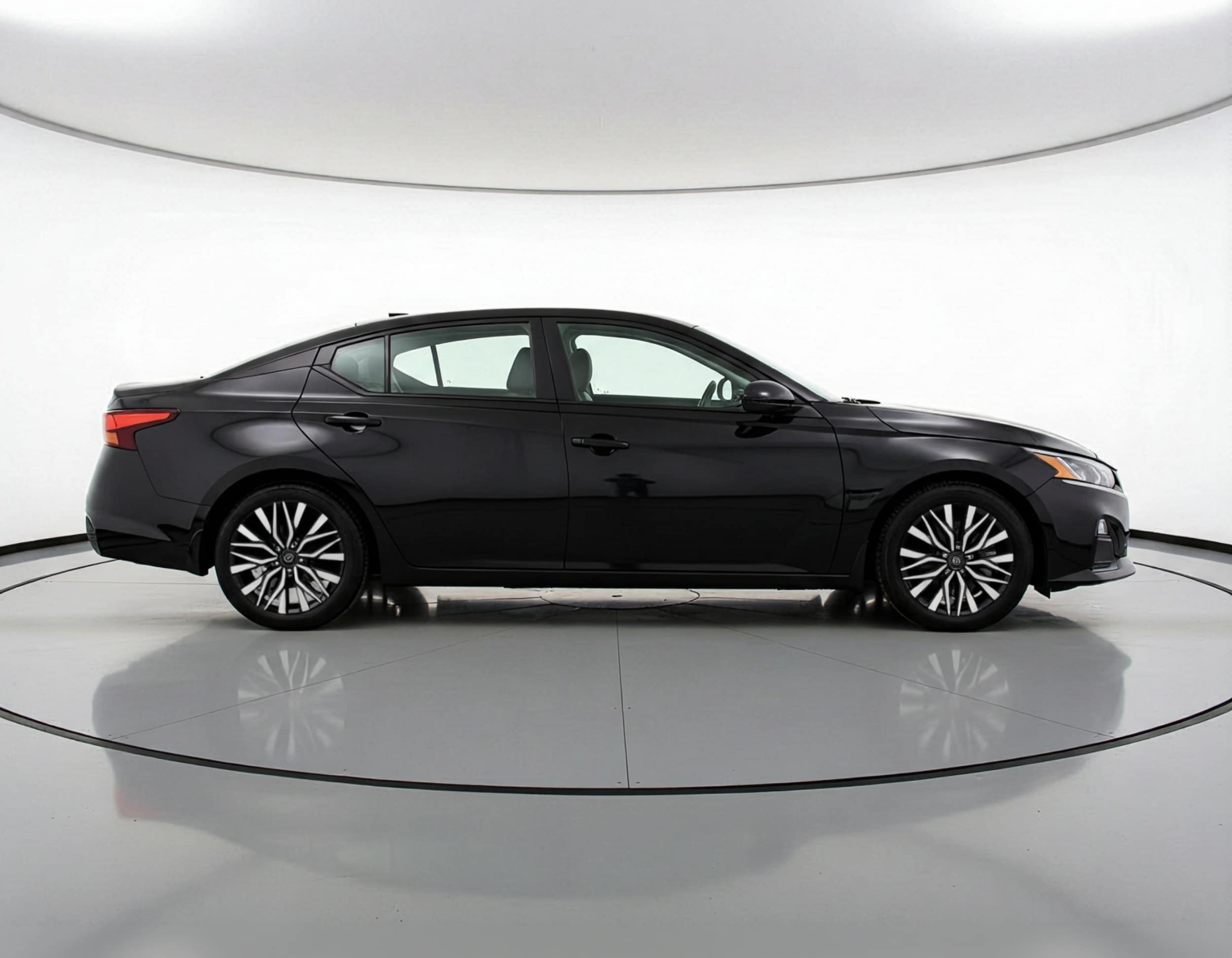 Thumbnail: 2025 Nissan Altima - 8