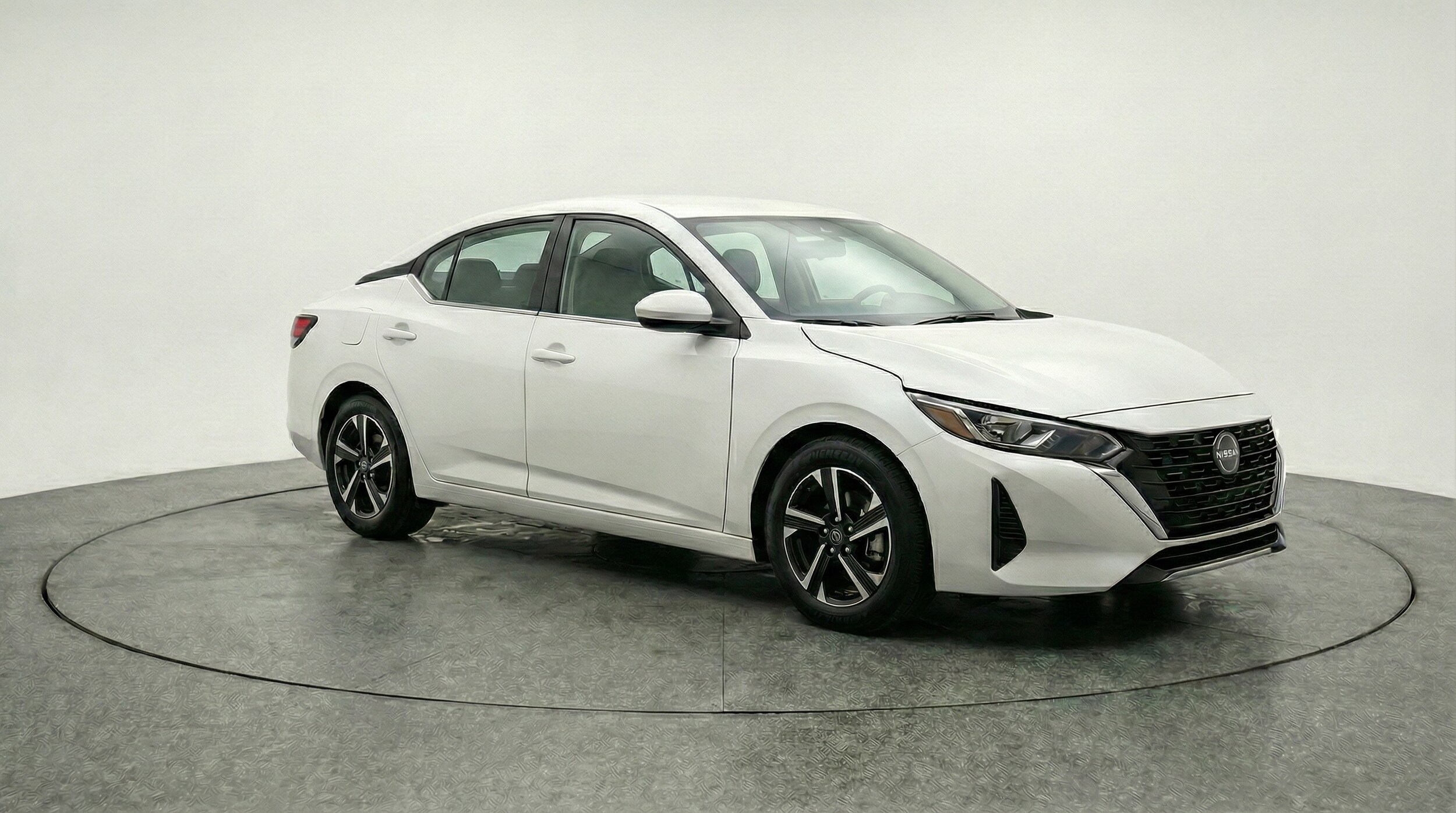 Thumbnail: 2025 Nissan Sentra - 1