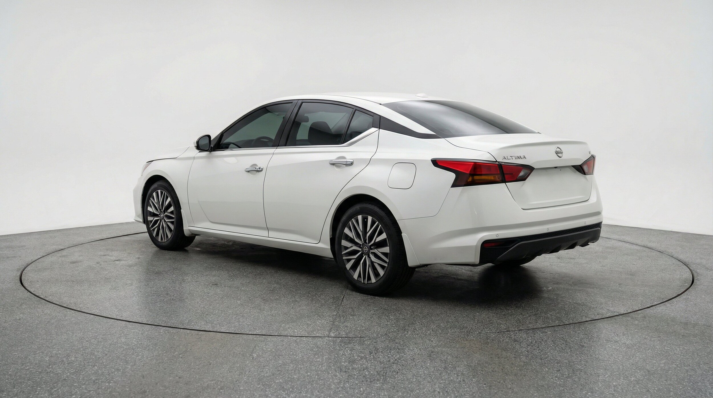 Thumbnail: 2025 Nissan Altima - 6