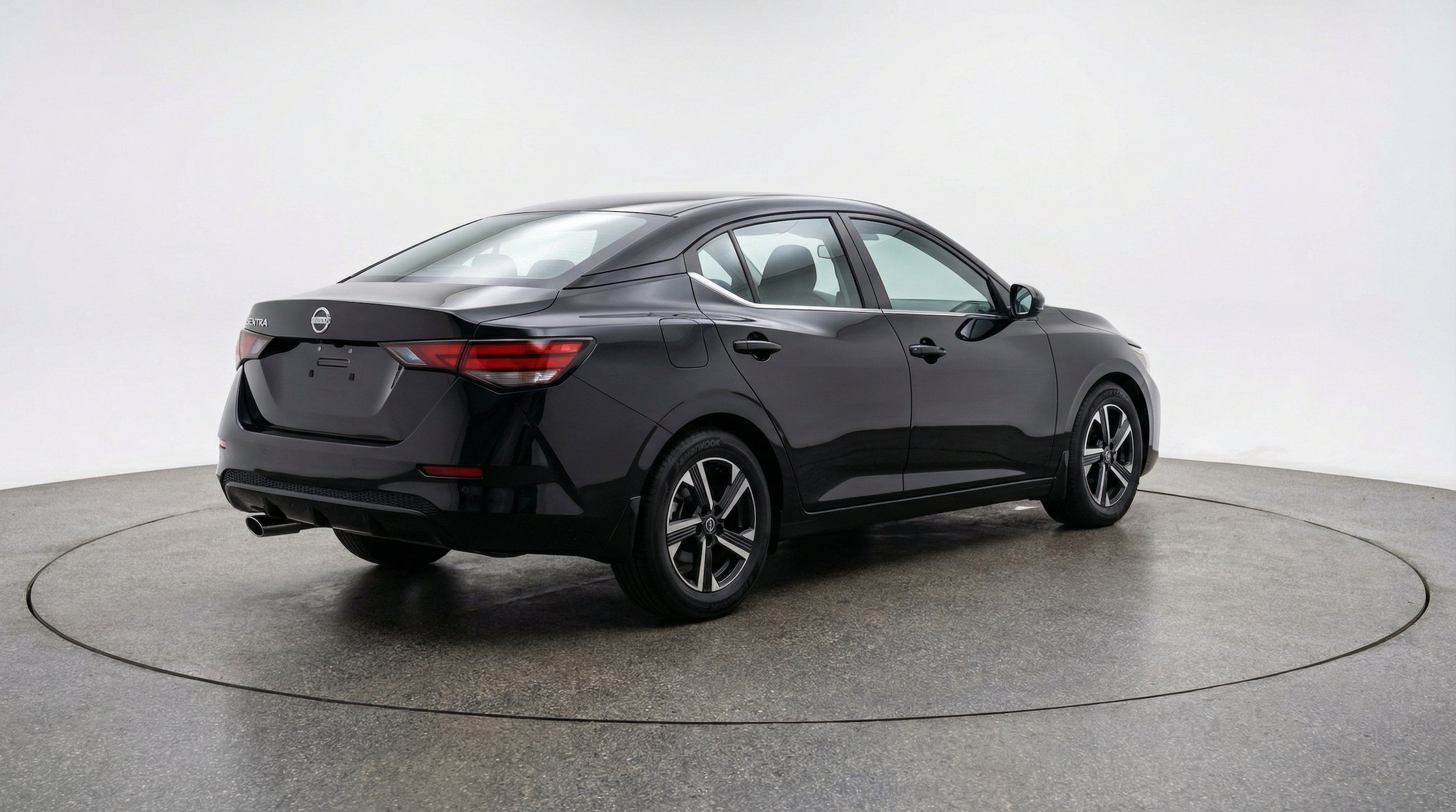 Thumbnail: 2025 Nissan Sentra - 9