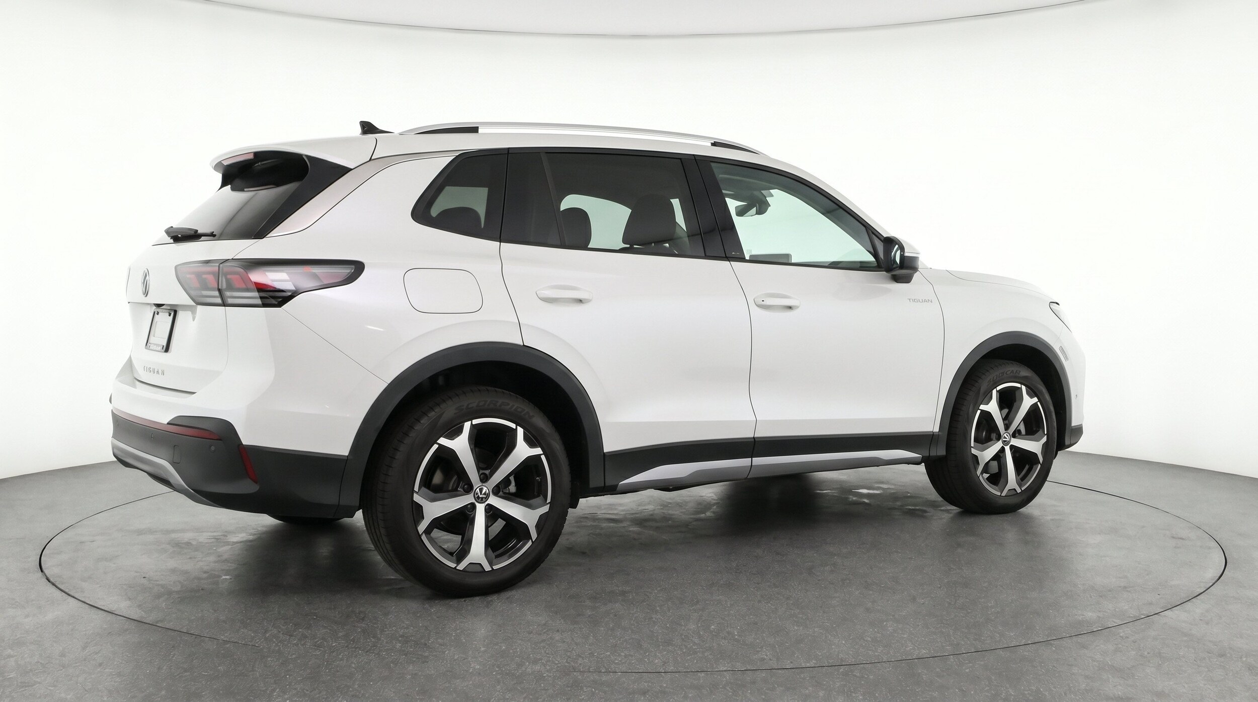 Thumbnail: 2026 Volkswagen Tiguan - 9