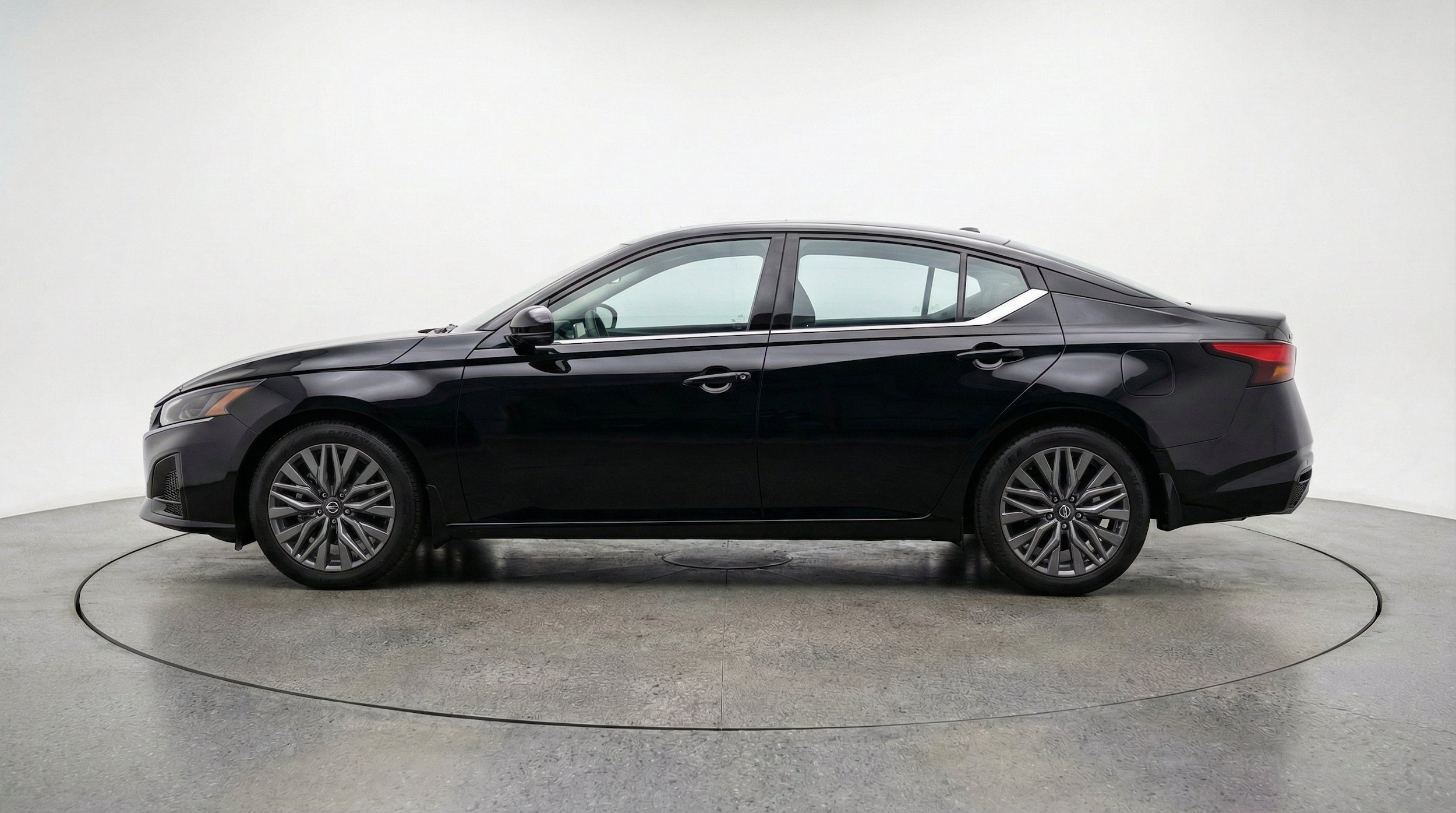 Thumbnail: 2026 Nissan Altima - 5