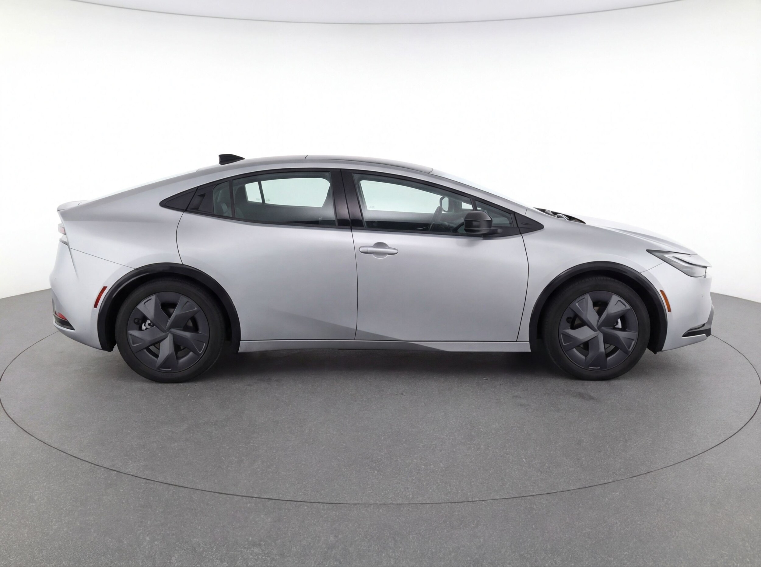 Thumbnail: 2025 Toyota Prius - 11